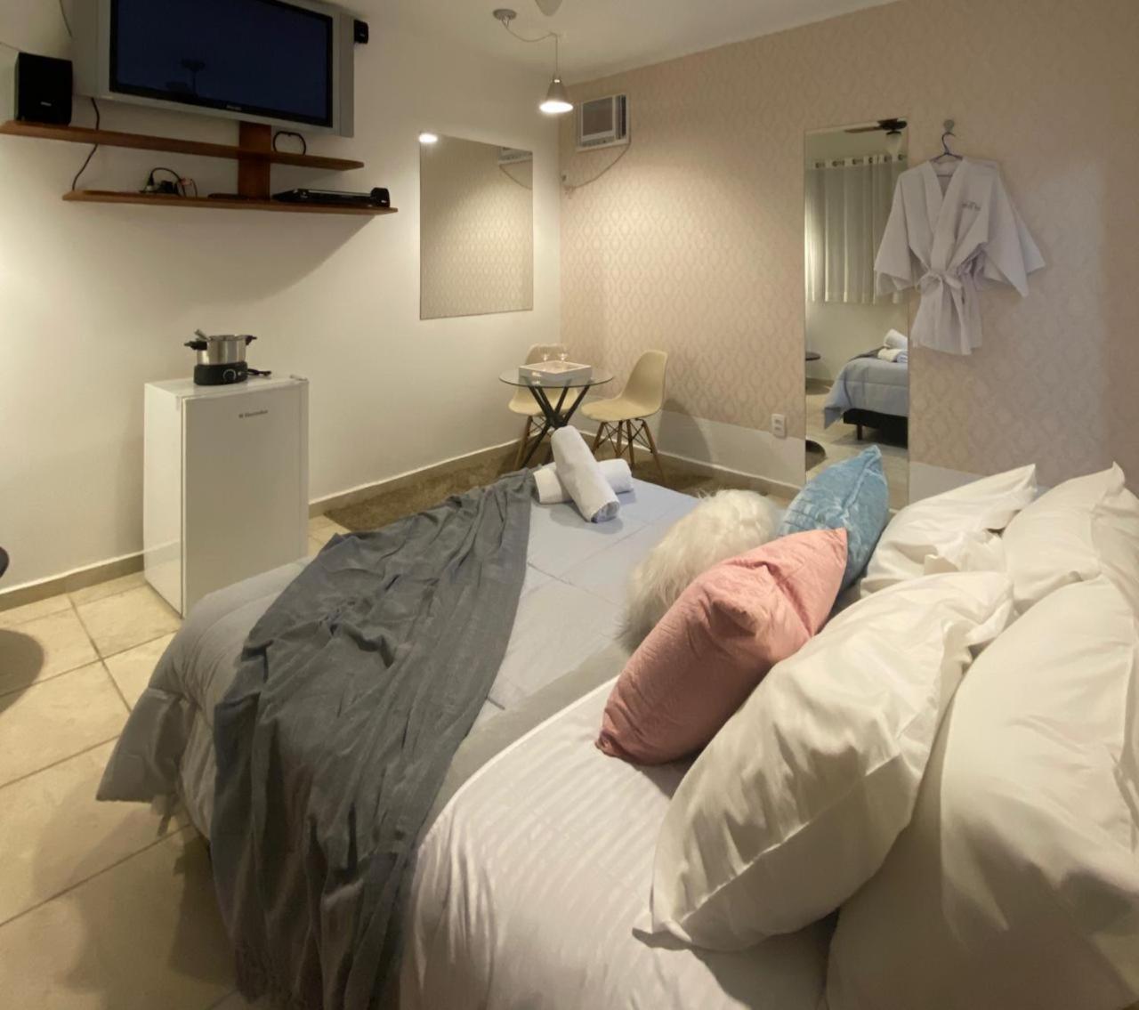 Deluxe Double Room with Bath photo 1