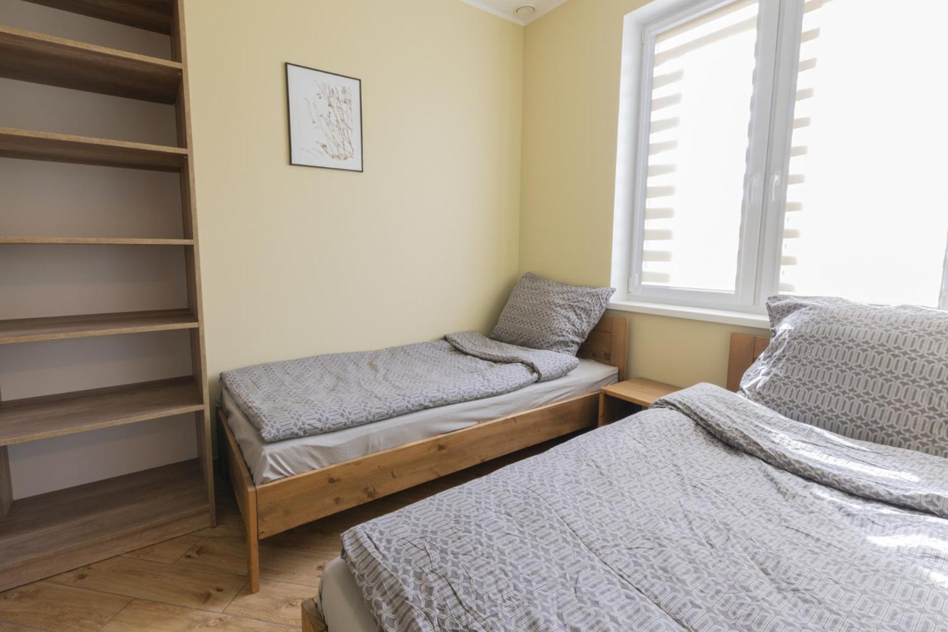 Family Studio - Photo 1