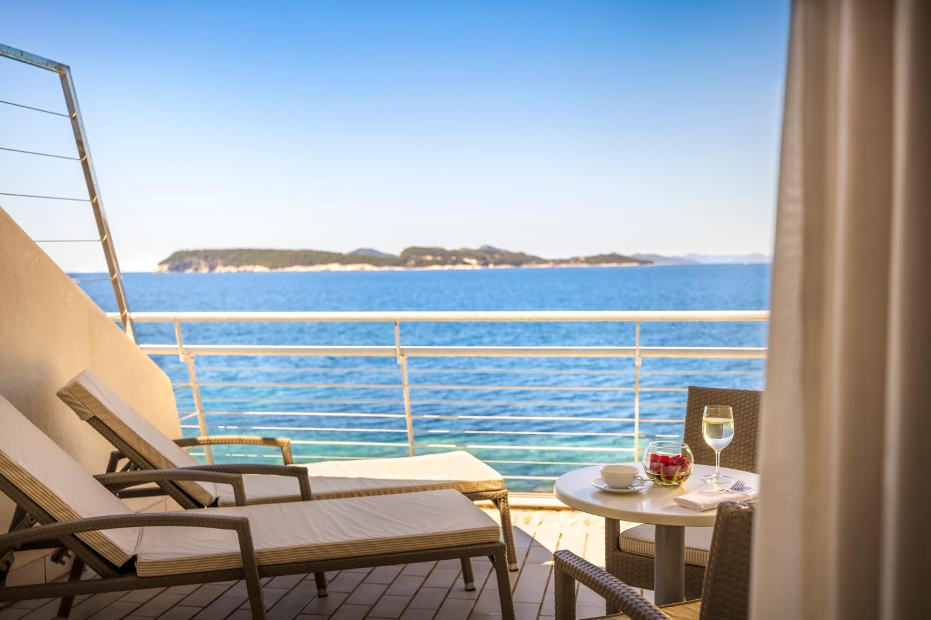 Room for 2+1 Seaview