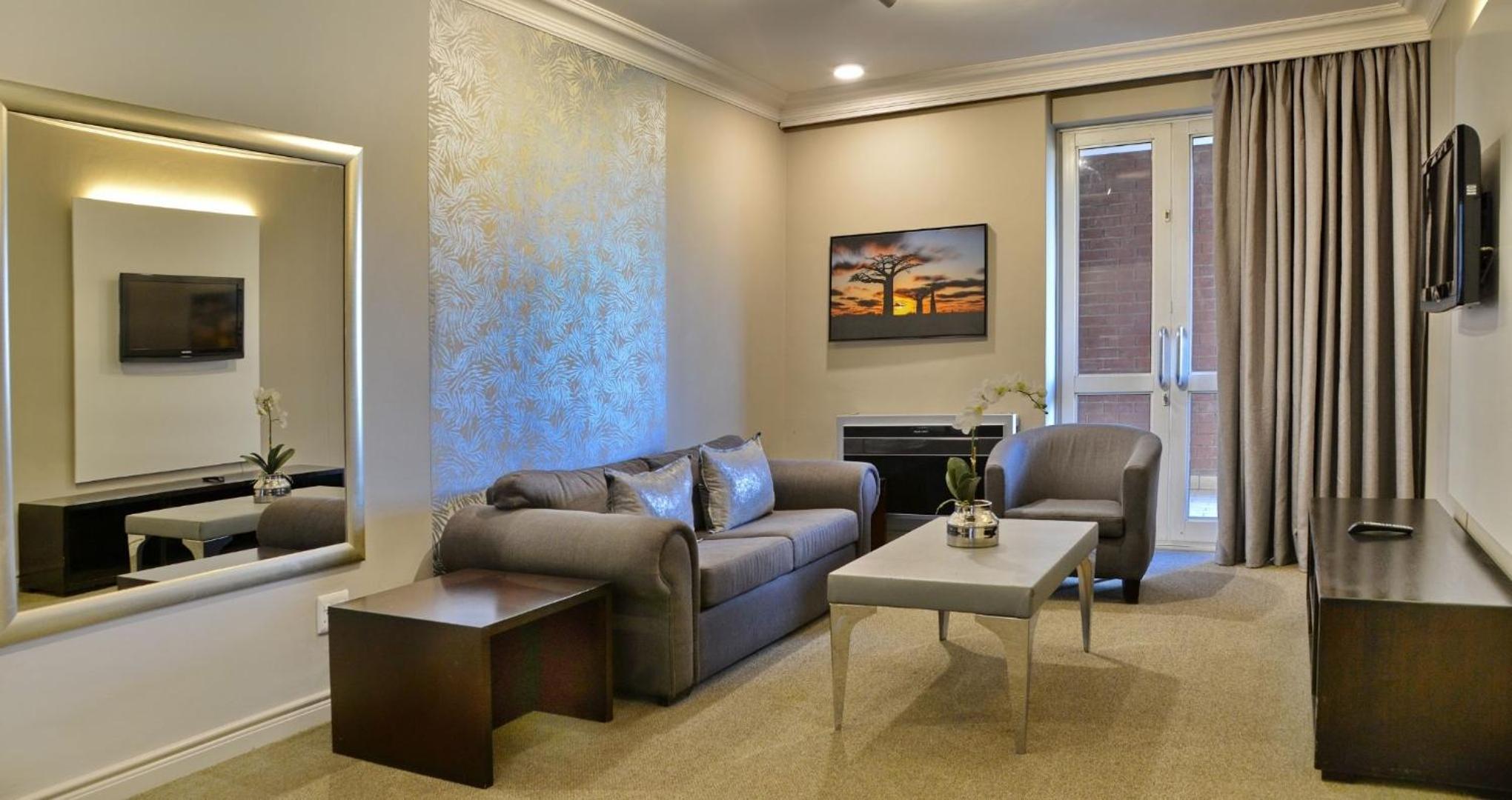Executive Apartment - Photo 1