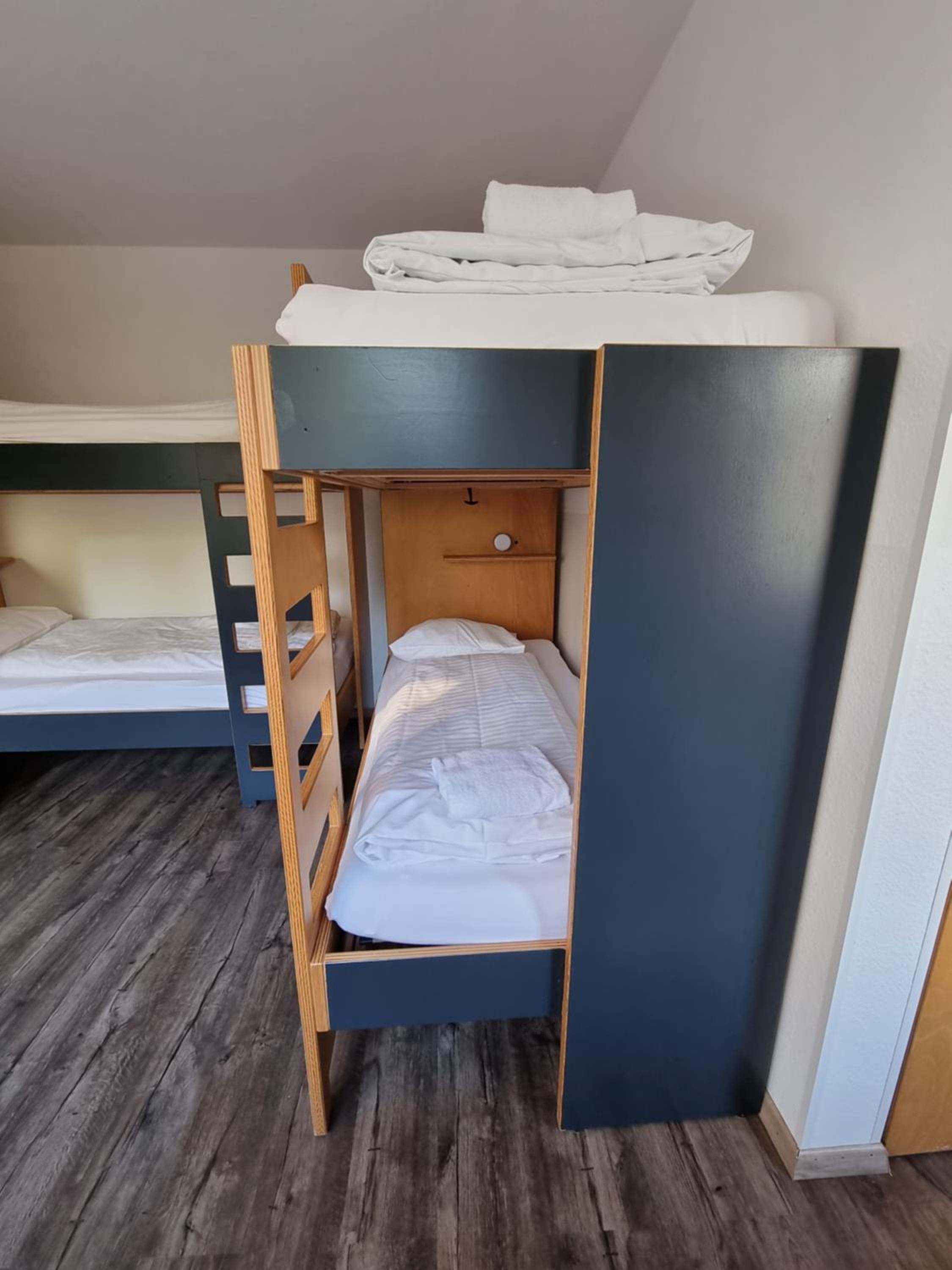 Bed in 6-Bed Female Dormitory Room photo 3