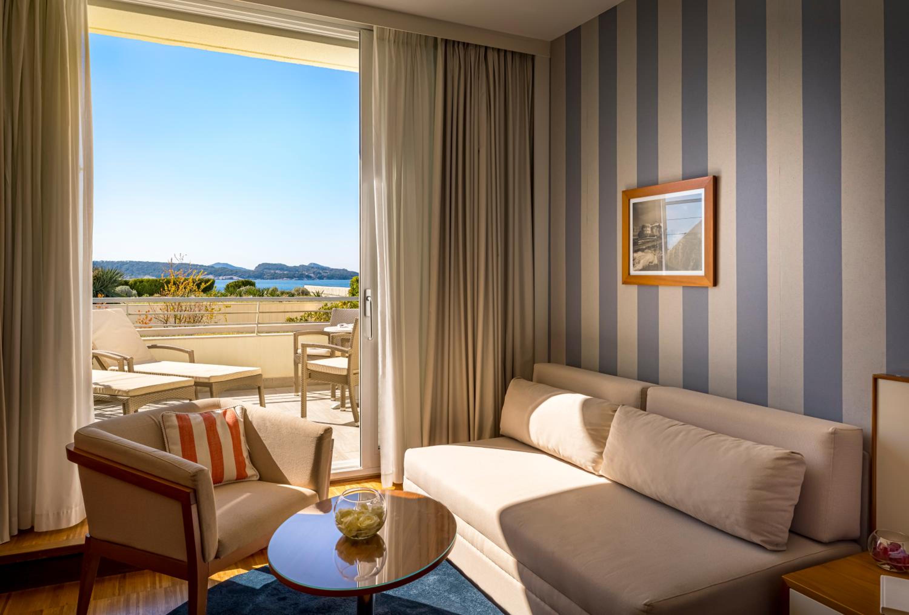 Room for 2+1 Seaview