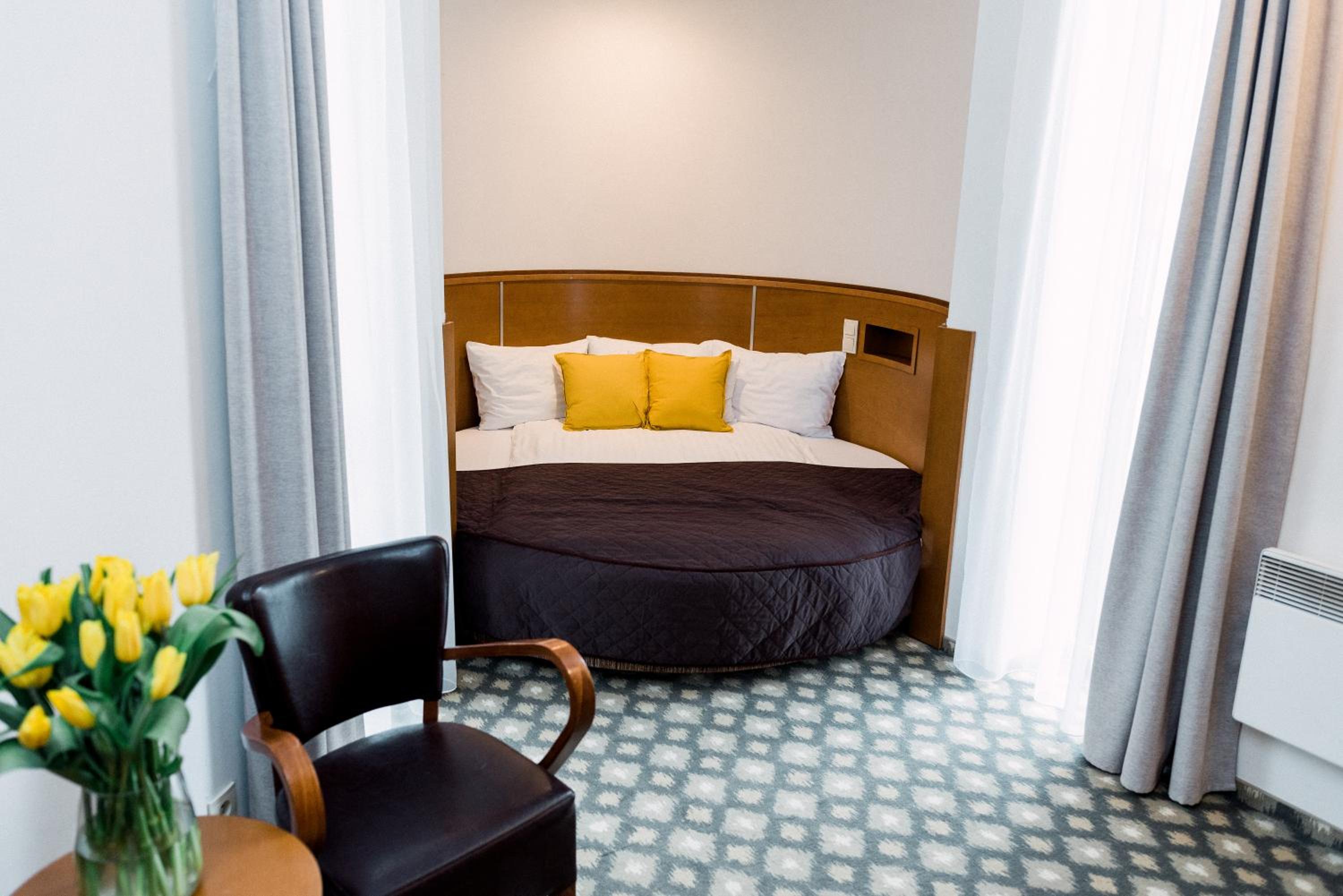 Deluxe Double Room - Photo 1