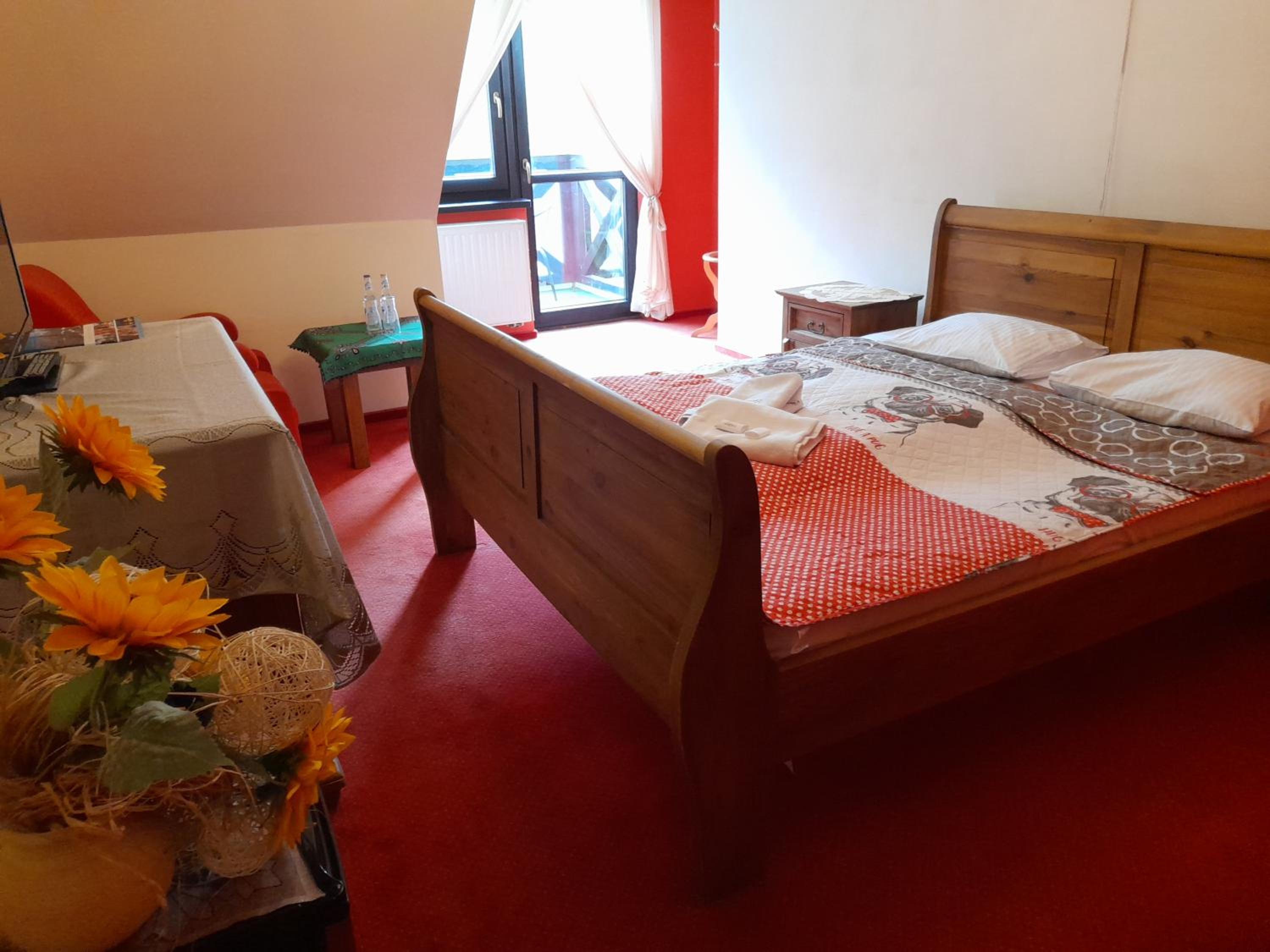 Deluxe Double Room with Balcony photo 3