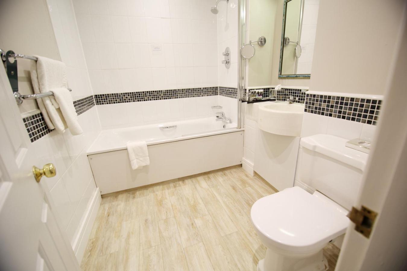 Privilege Double Room - Photo 16
