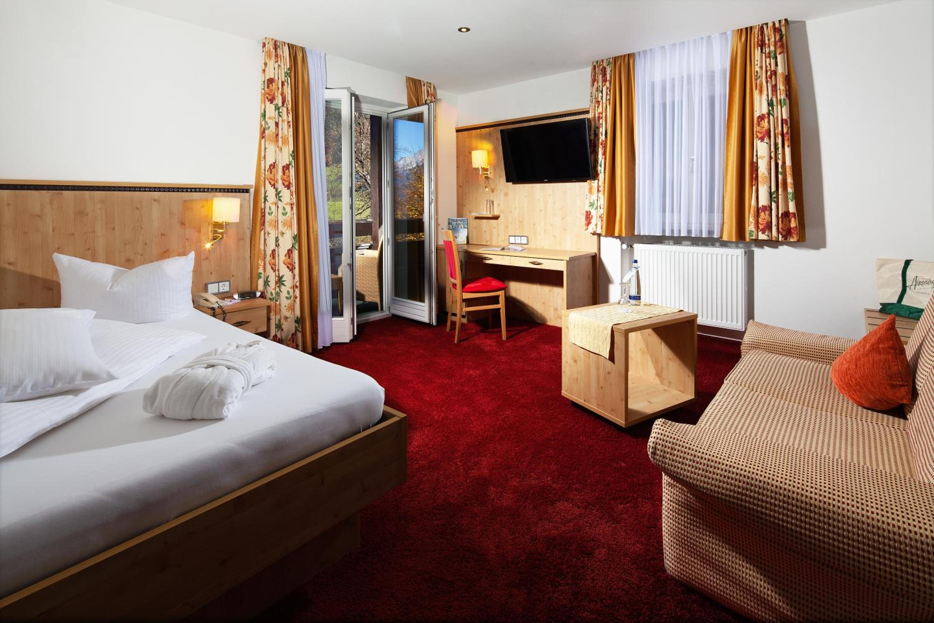 Deluxe Single Room