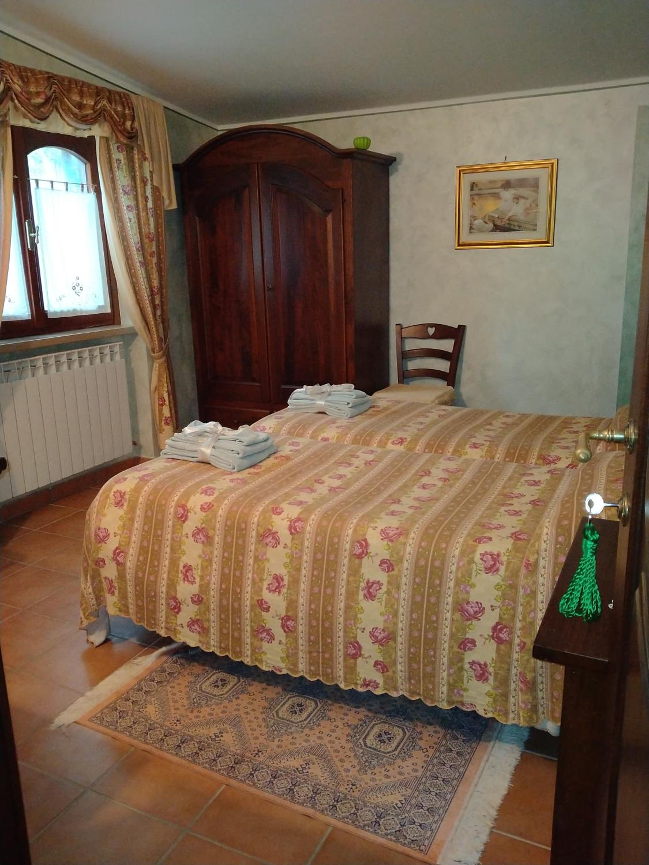Double or Twin Room - Photo 23
