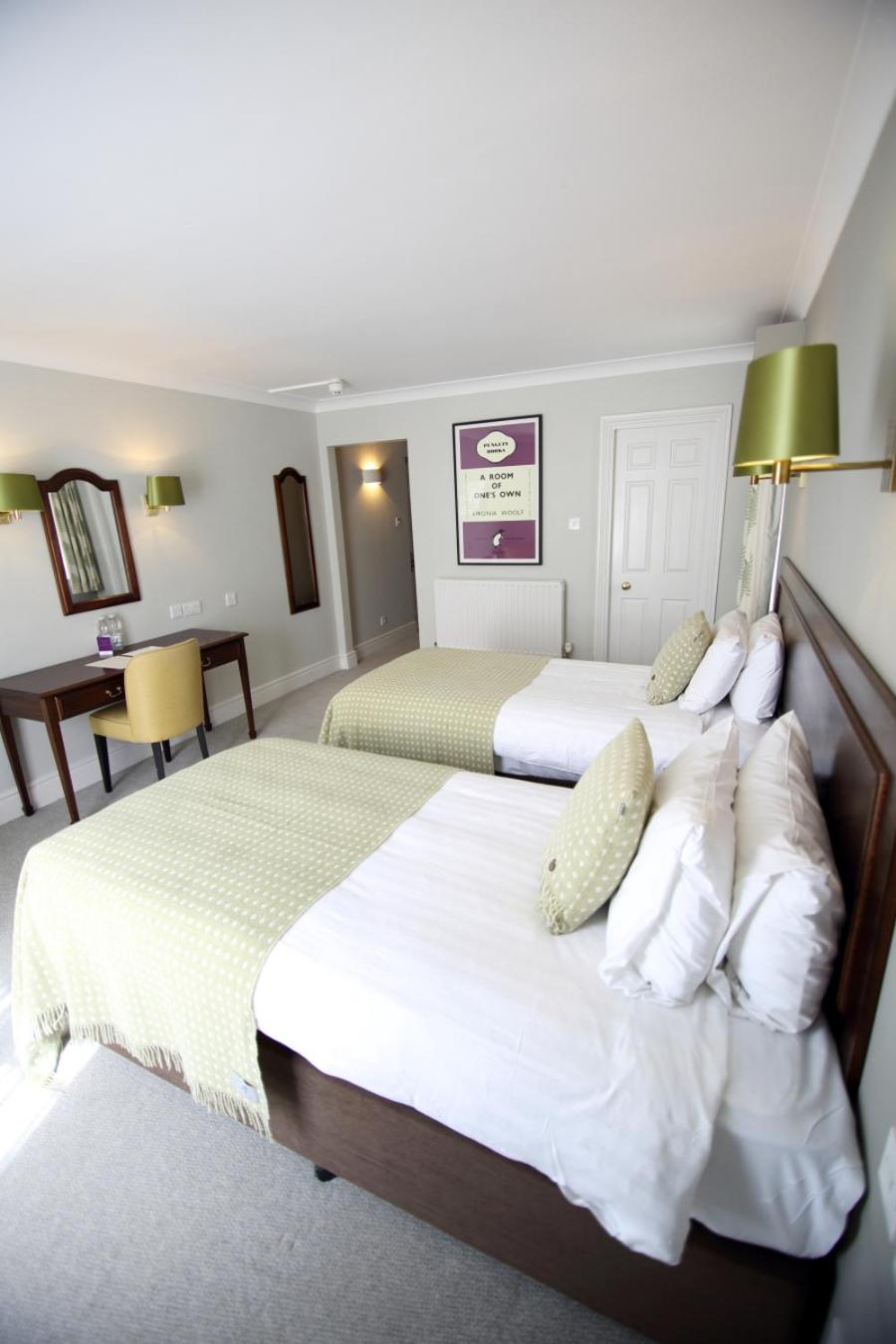 Classic Twin Room - Photo 5