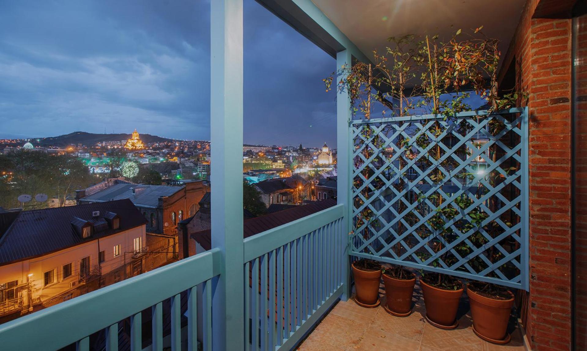 Superior Double or Twin Room with City View - Photo 6