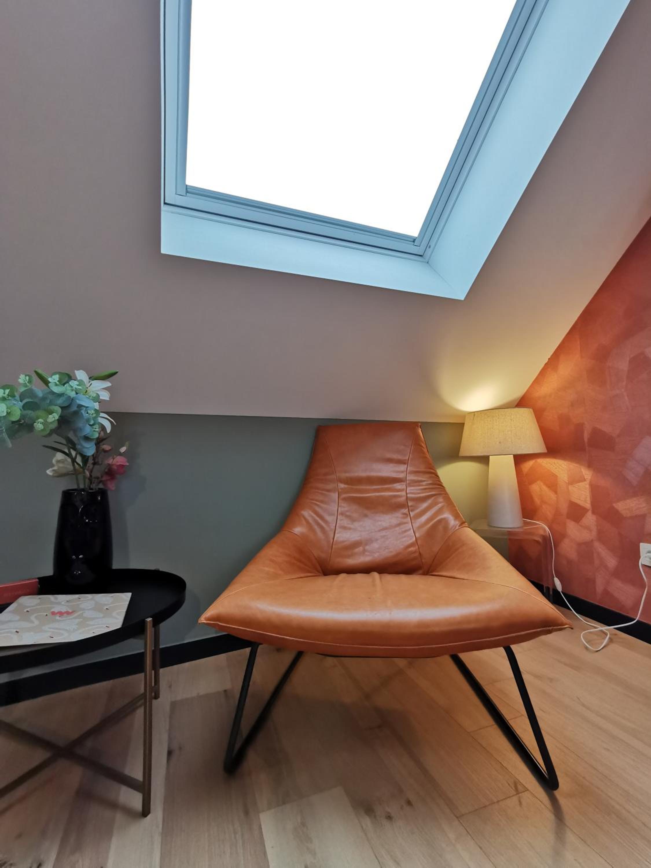 Two-Bedroom Apartment - Photo 31