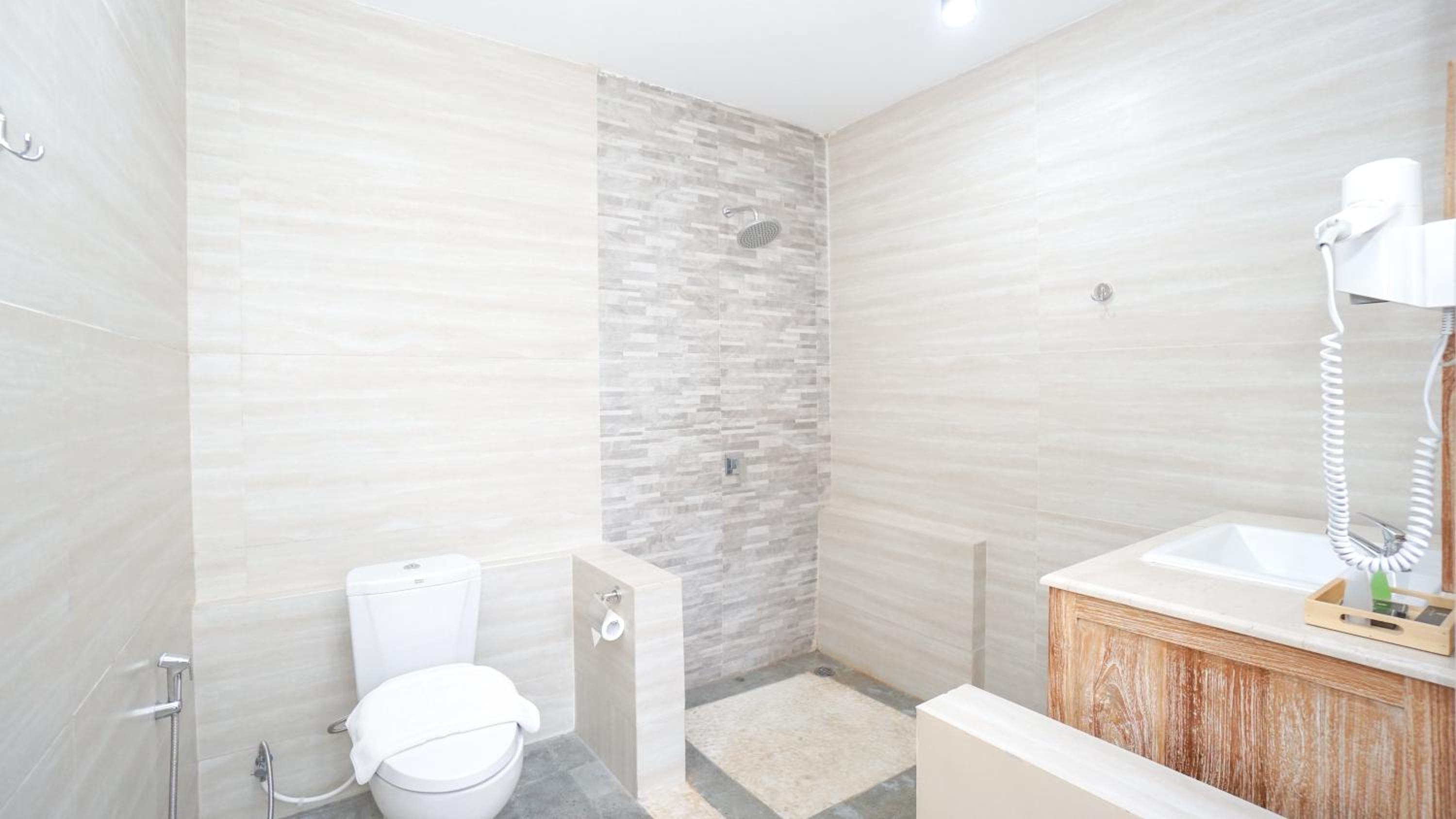 Shanaya Royal Villa - Three-Bedroom Villa with Private Pool - Photo 4