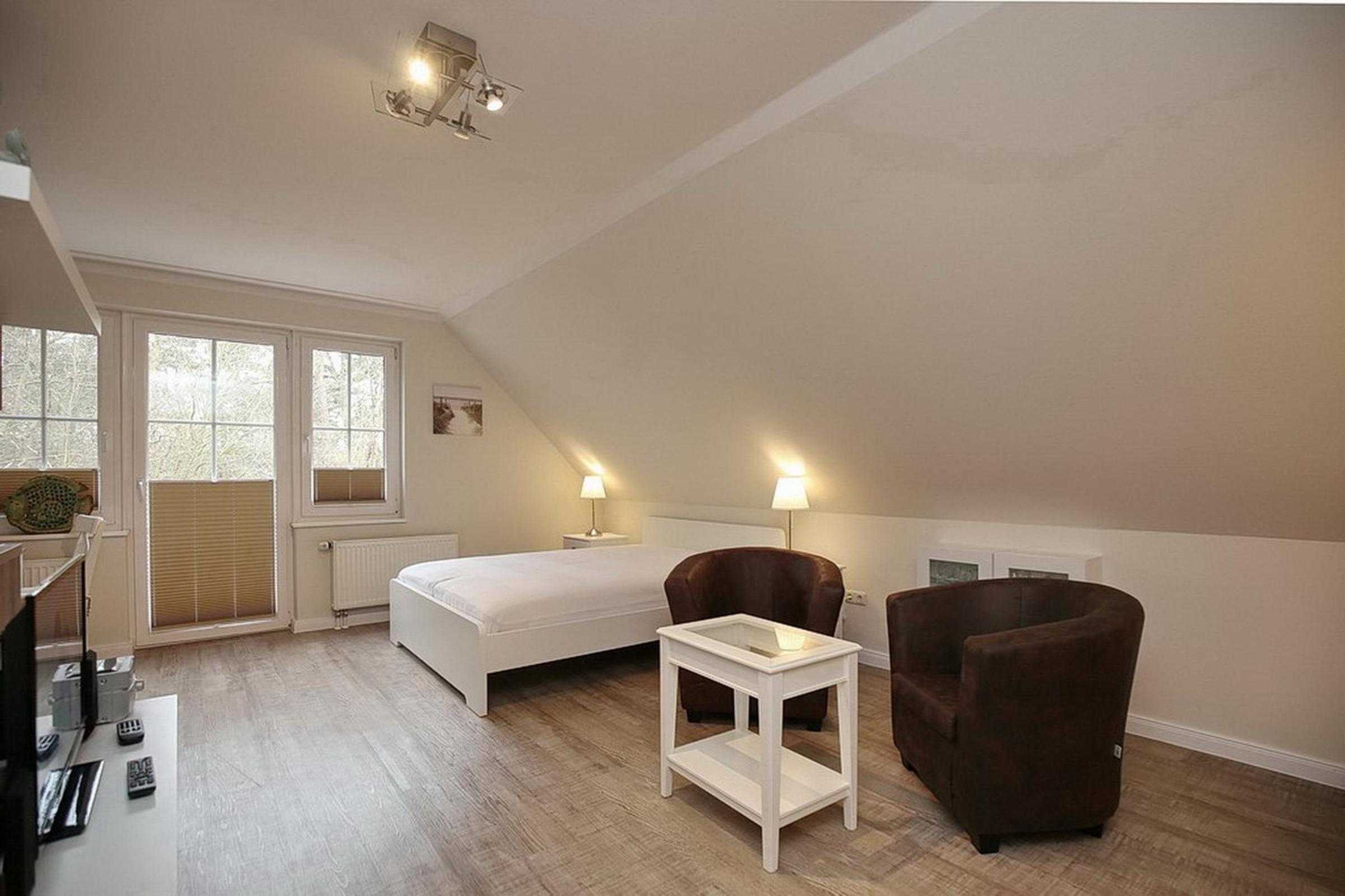 Apartment with Balcony photo 1