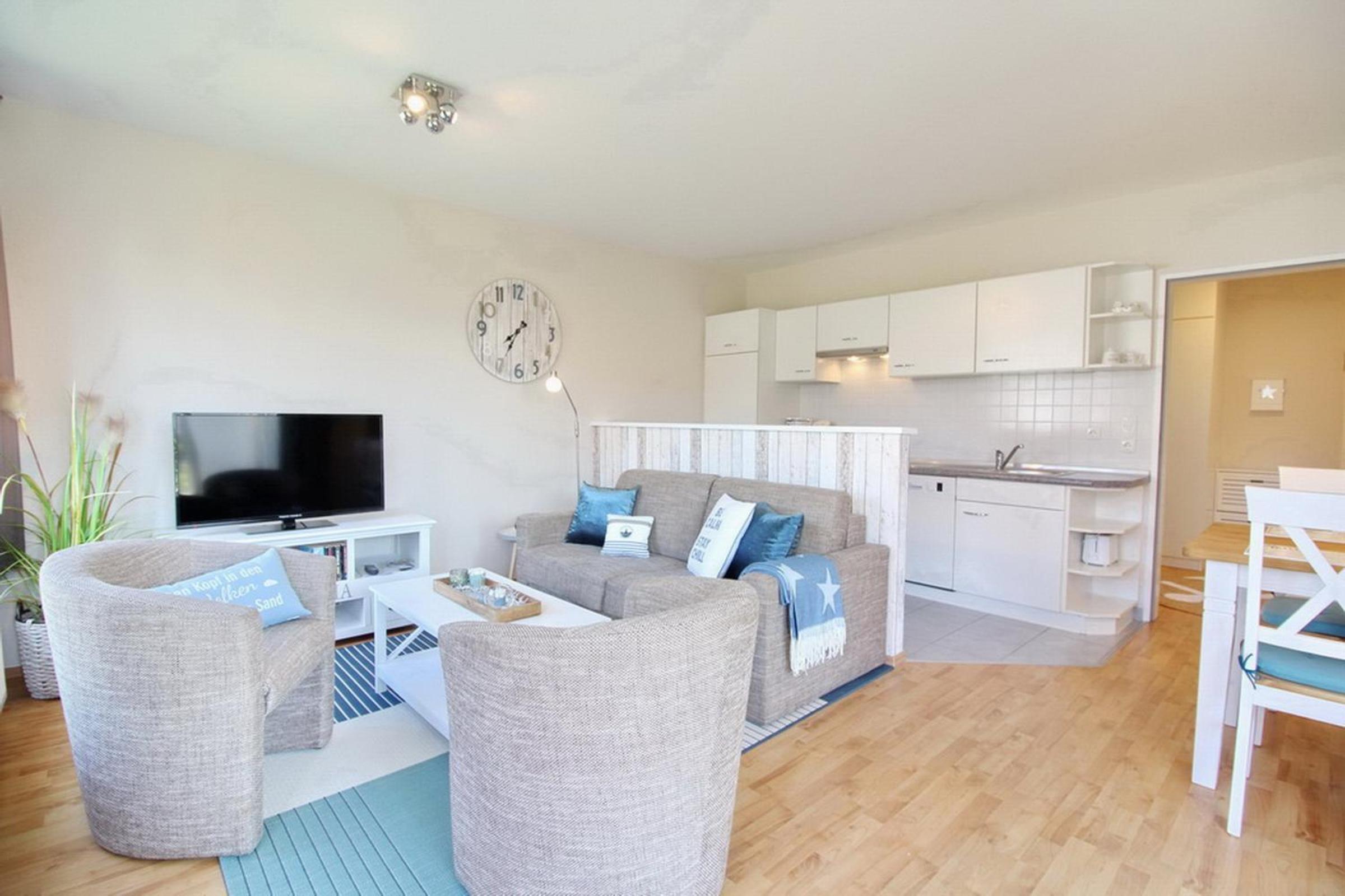 Apartment with Terrace photo 1