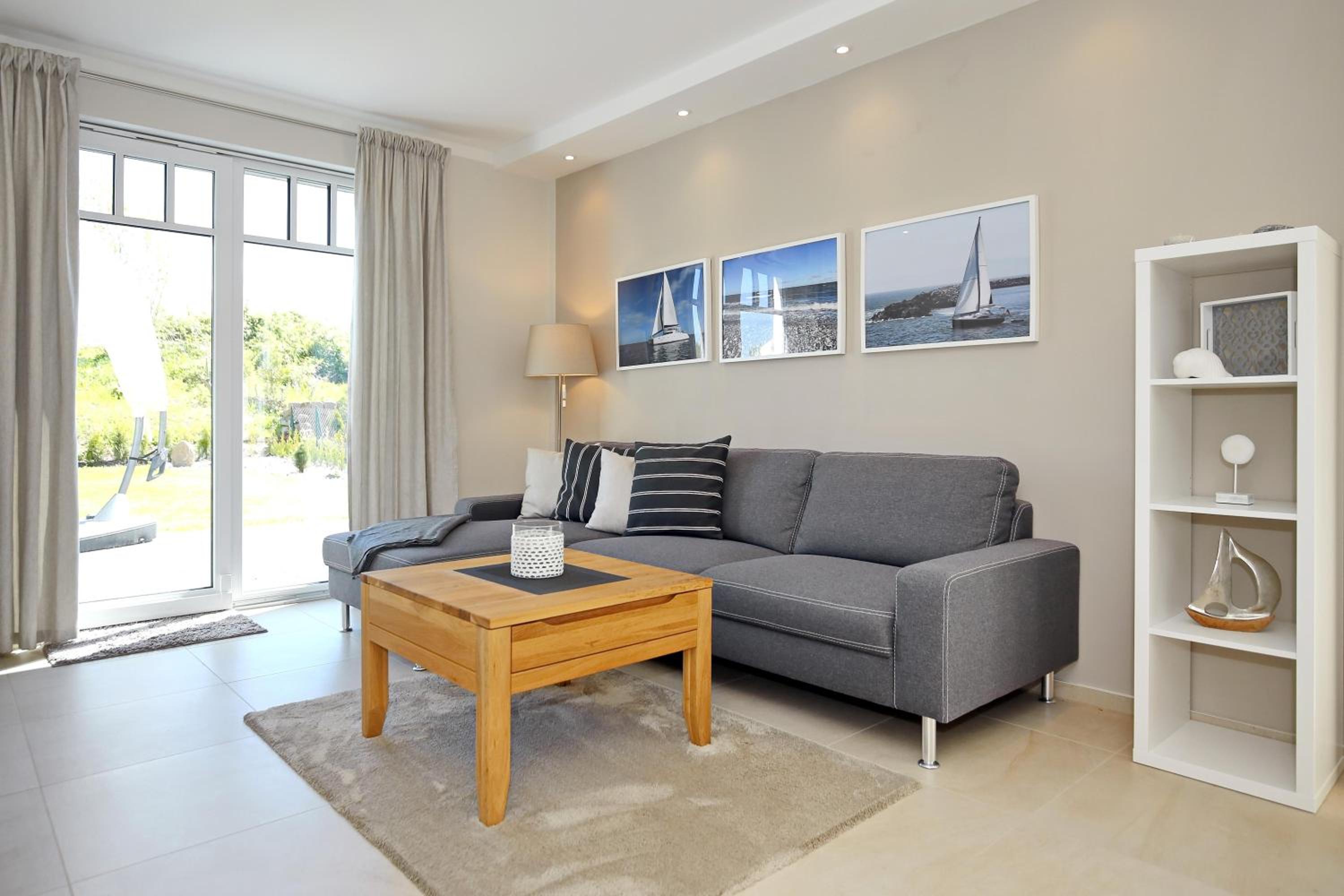 Apartment with Terrace photo 1
