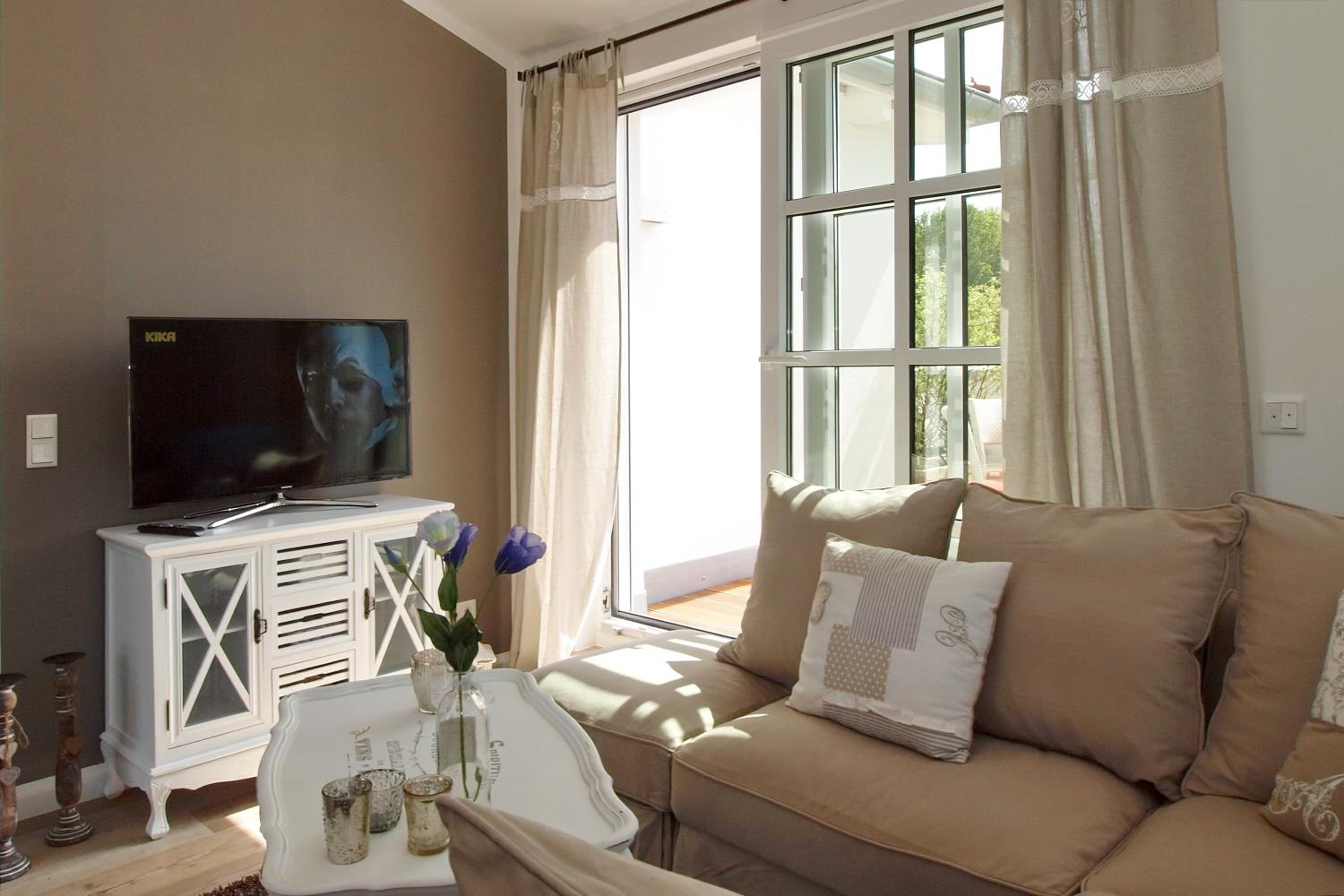 Apartment with Terrace photo 2