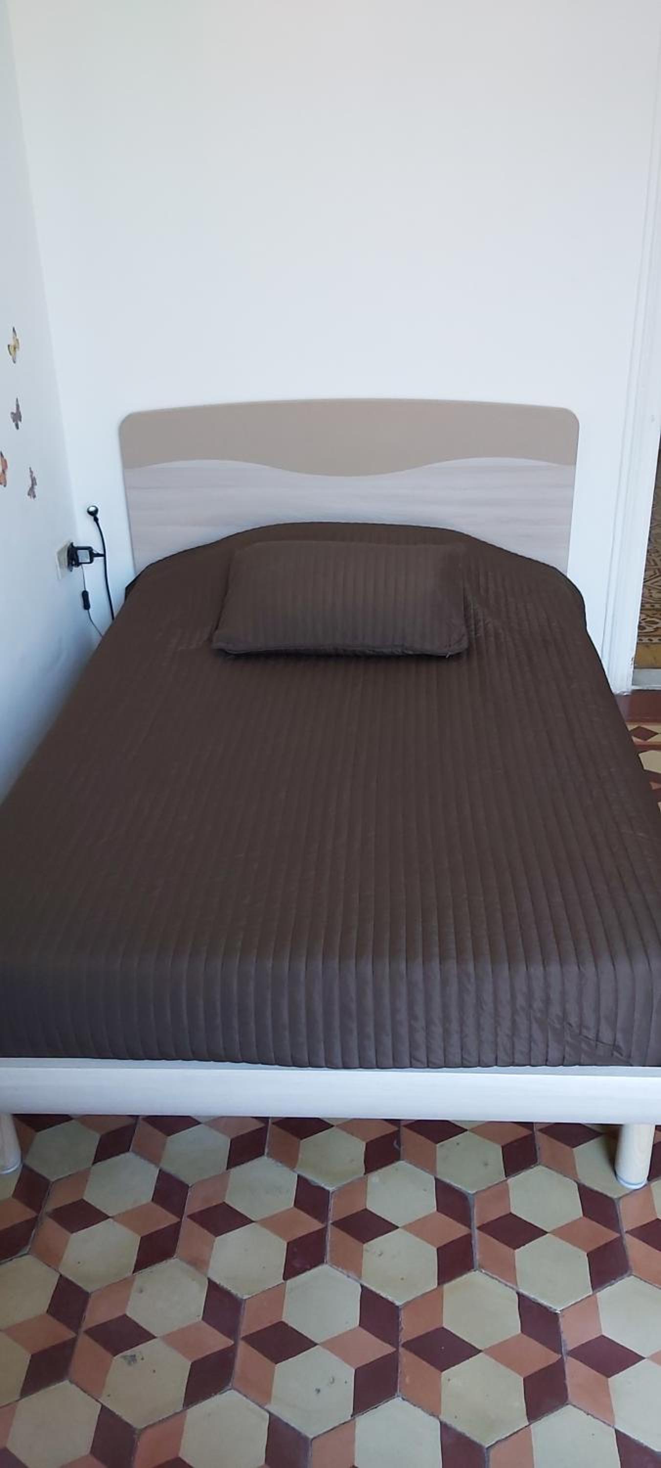 Standard Single Room with Shared Bathroom photo 3