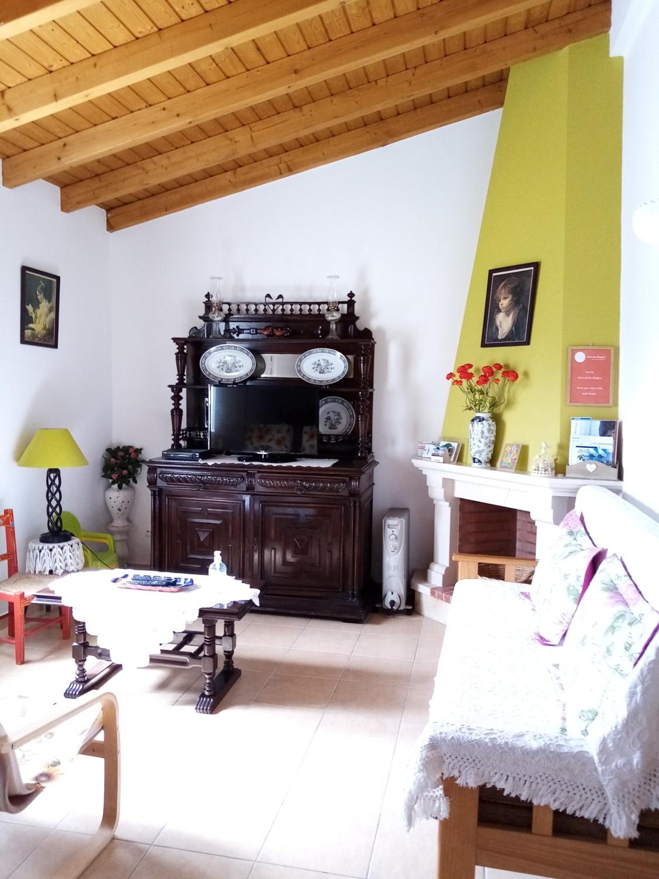 One-Bedroom Apartment - Photo 28