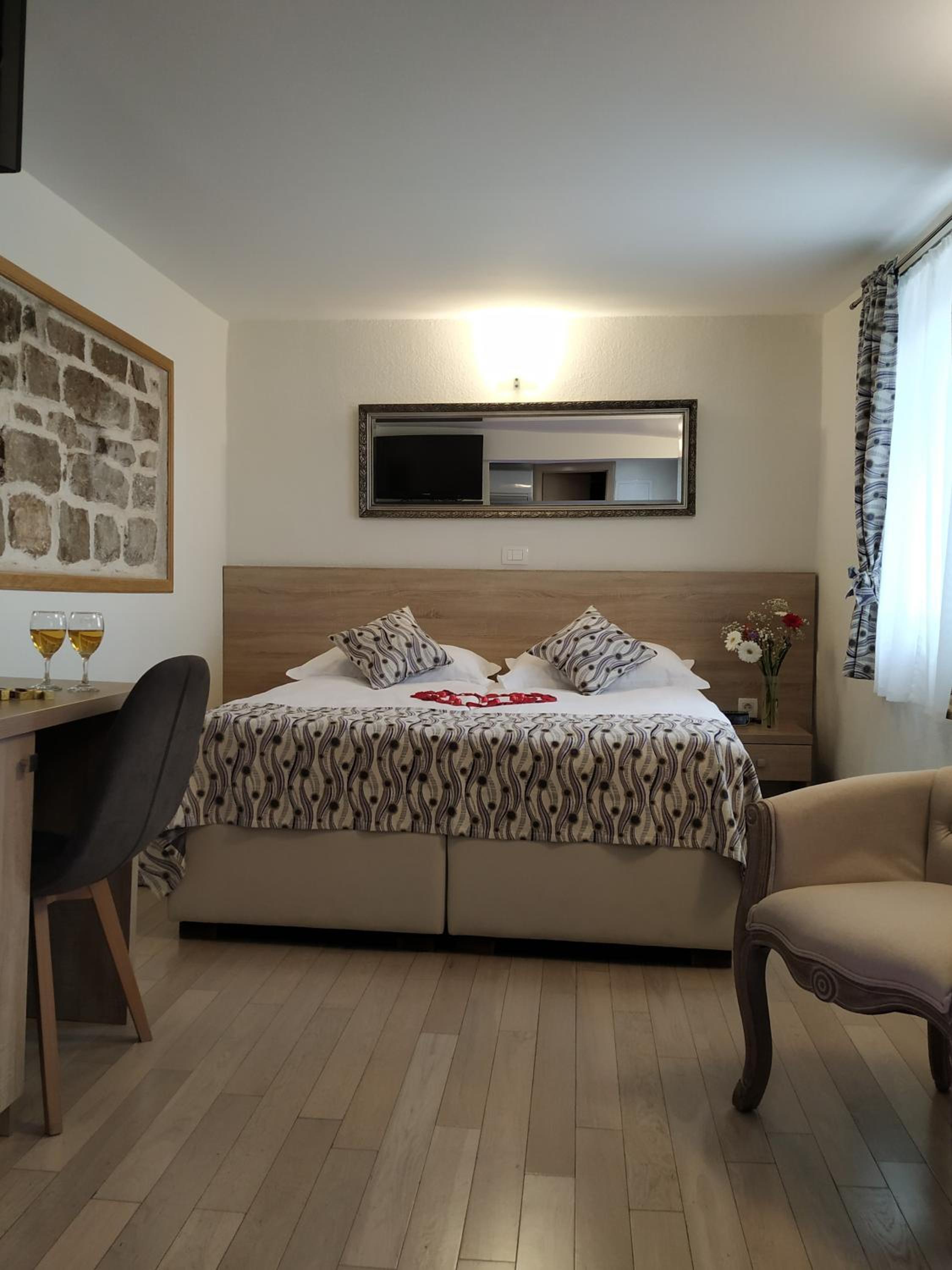 Double Room with Sea View - Photo 3