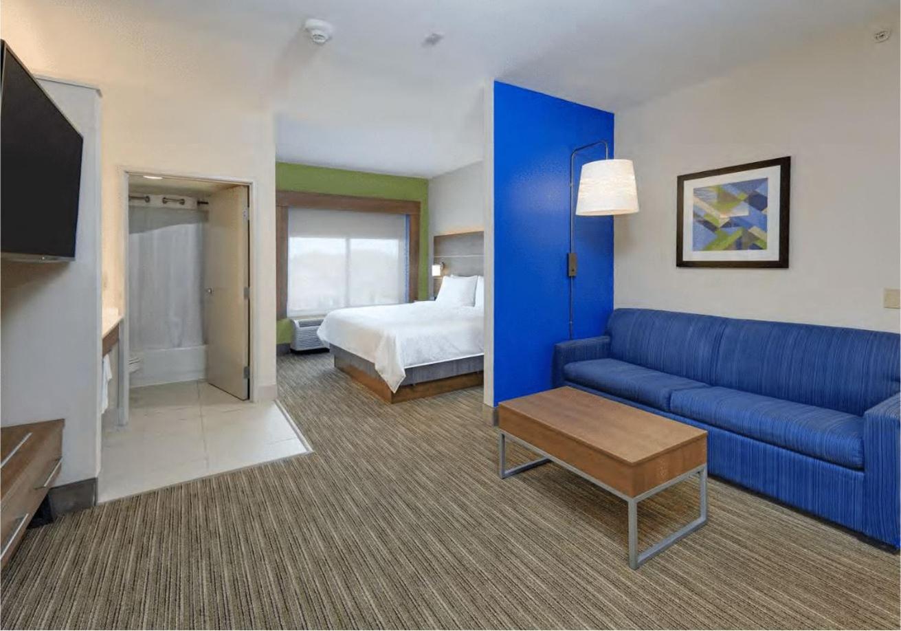 King Suite - Photo 1