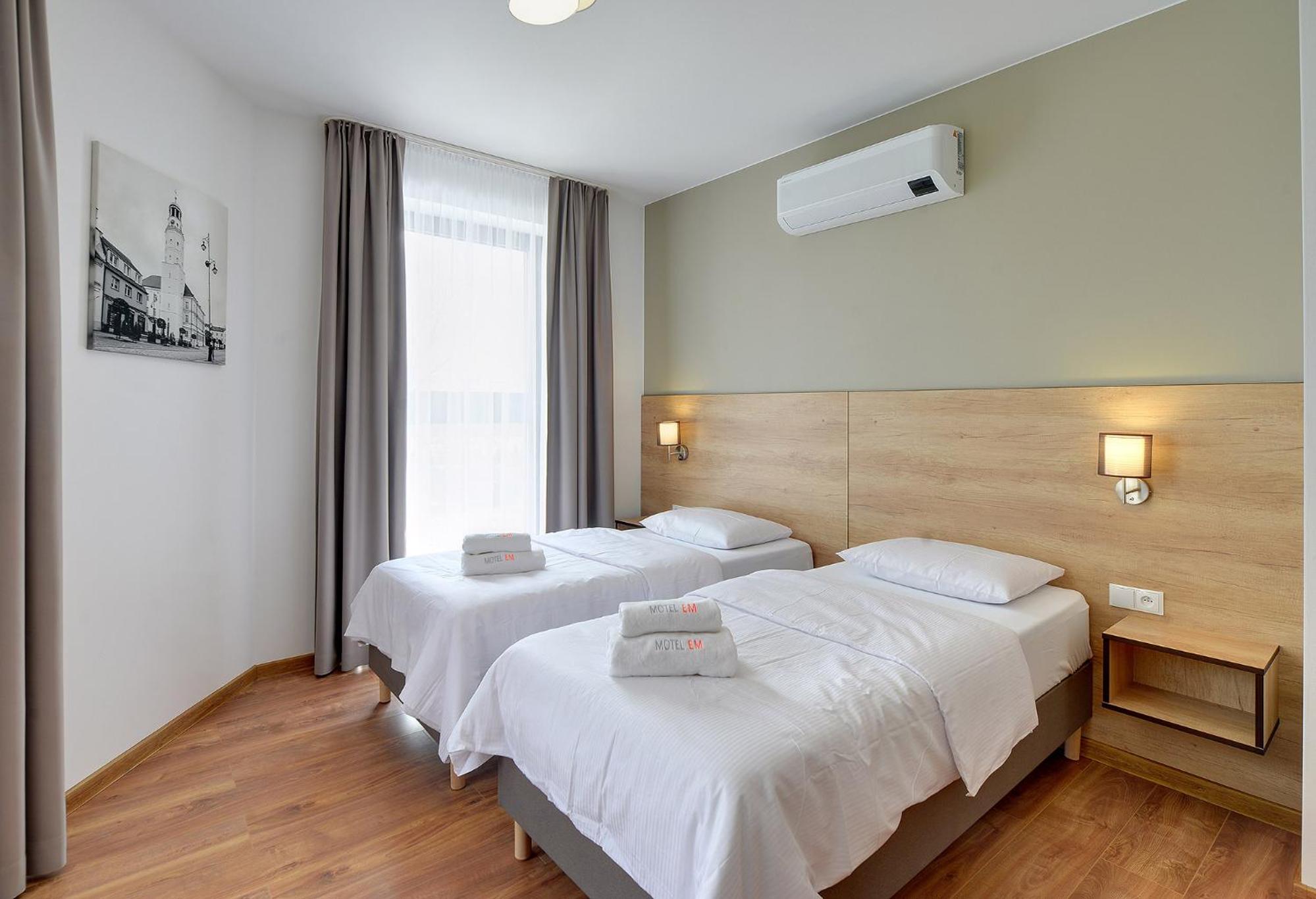 Large Twin Room