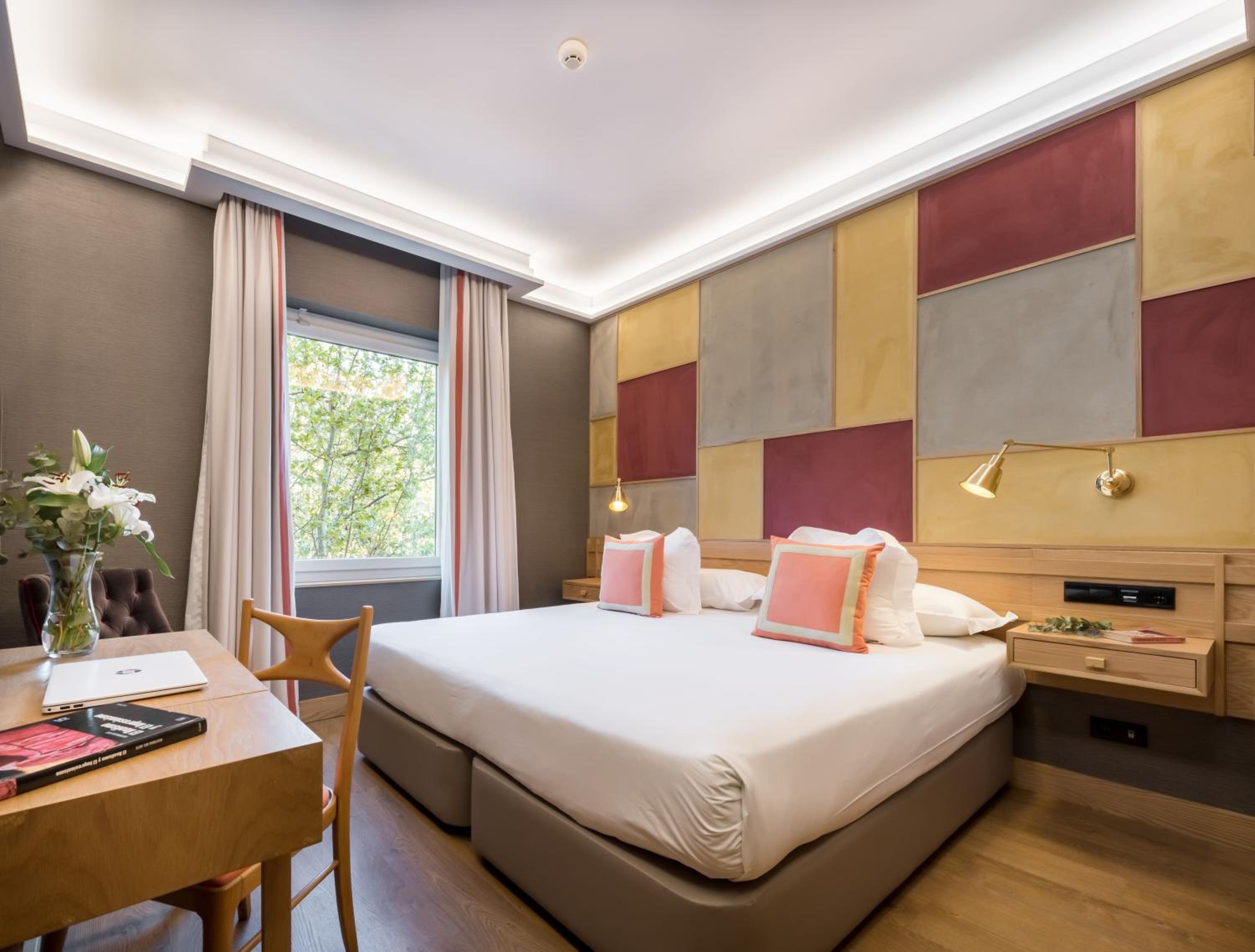 Double Room (1 Adult) - Photo 5