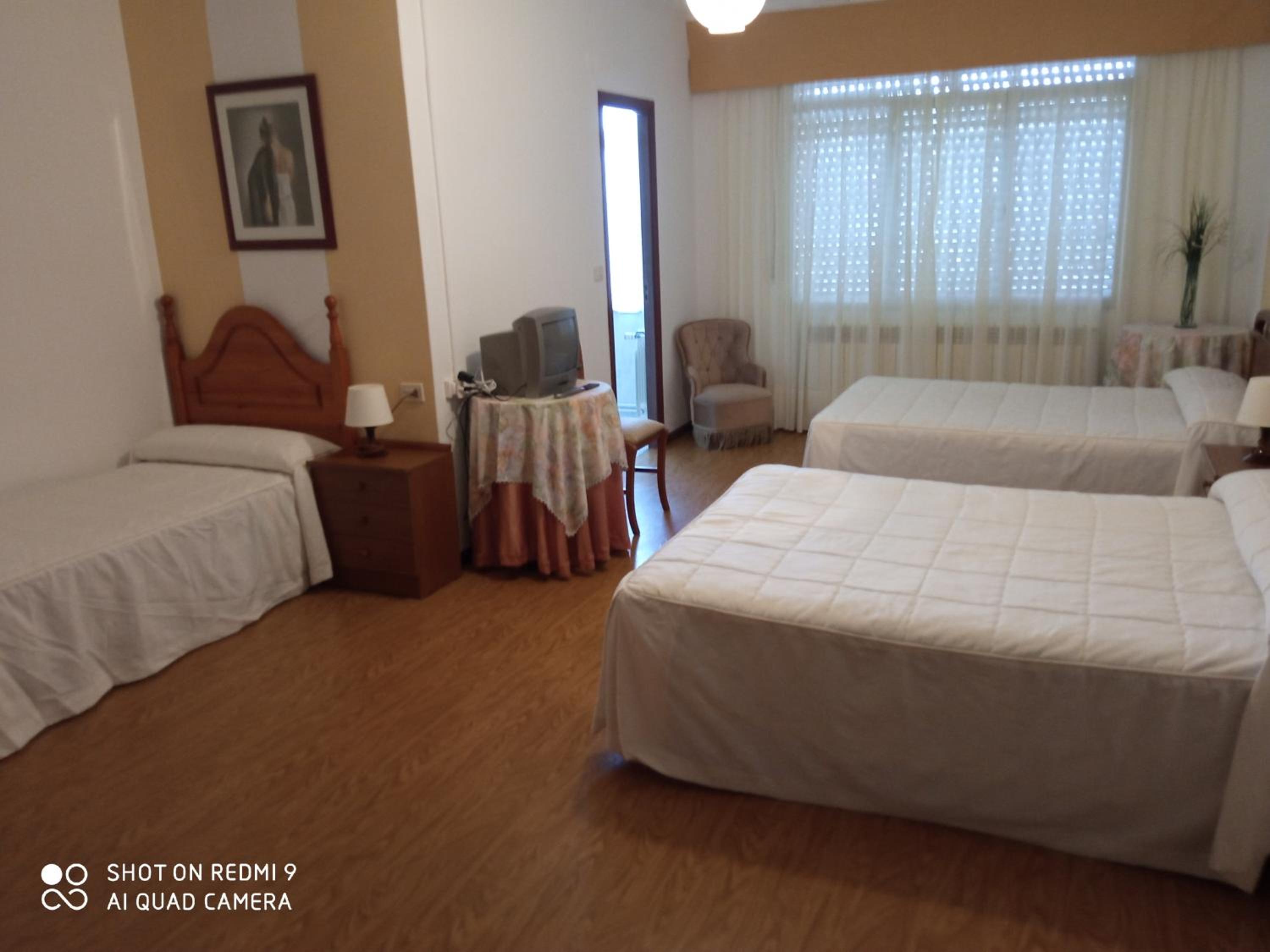 Triple Room - Photo 2