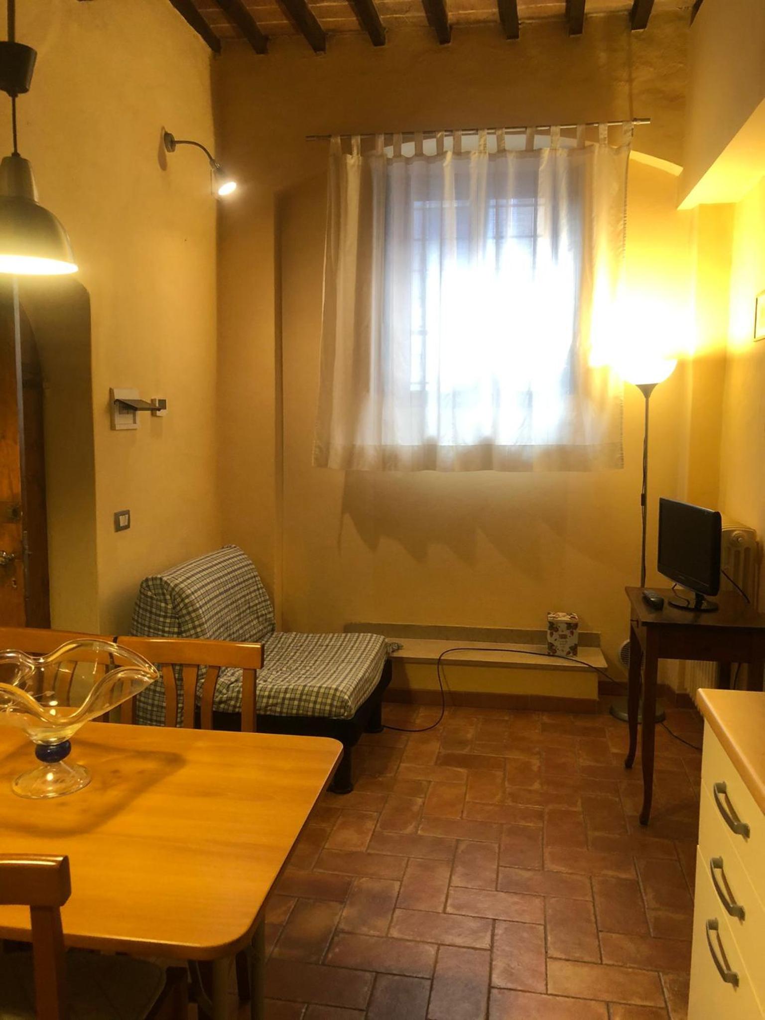 One-Bedroom Apartment - Photo 18