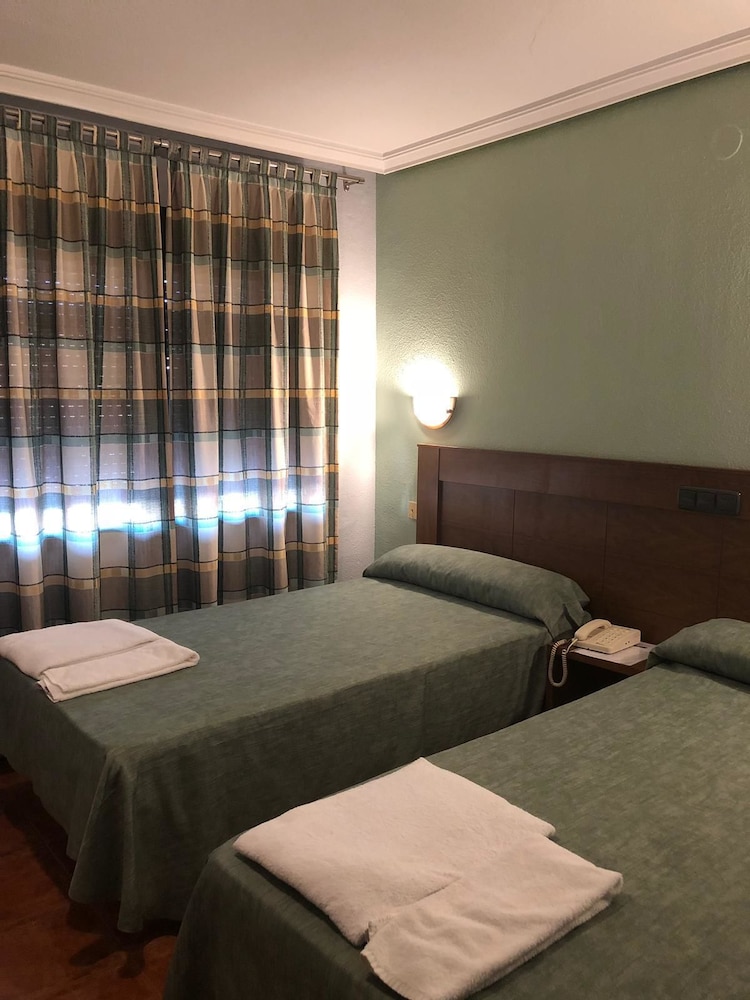 Double Room, 2 Twin Beds