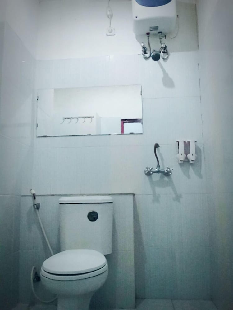 Deluxe Double Room, 1 King Bed photo 2