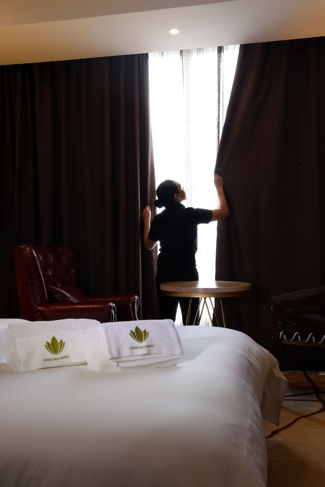 Deluxe Queen Room - Photo 6
