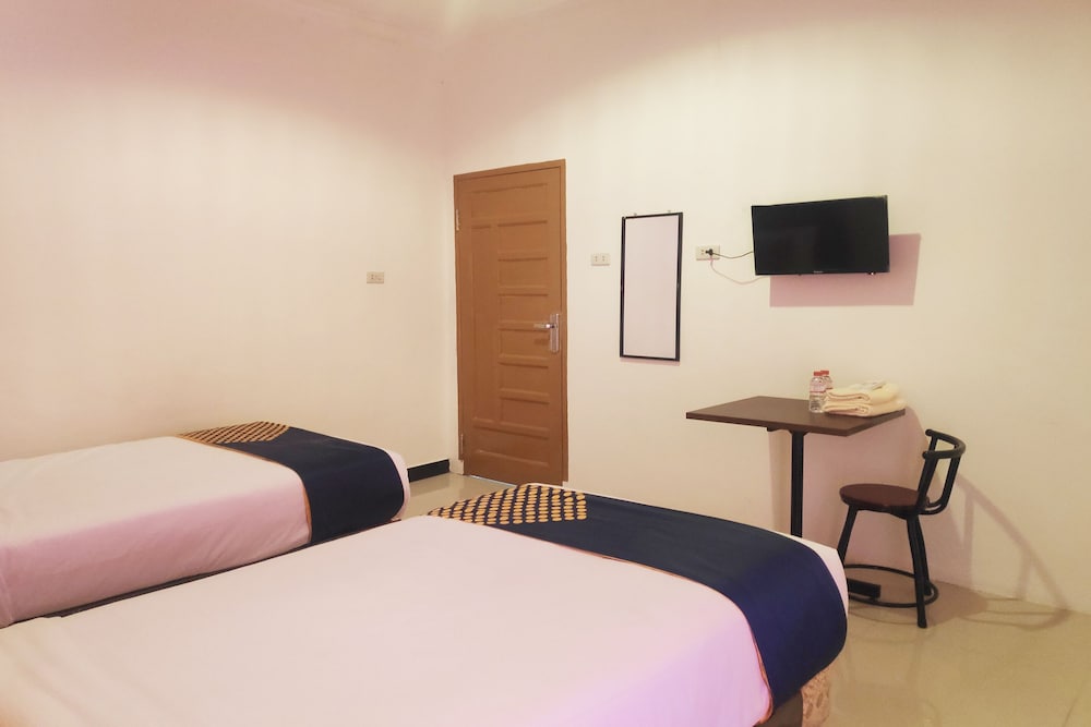 Standard Twin Room photo 3