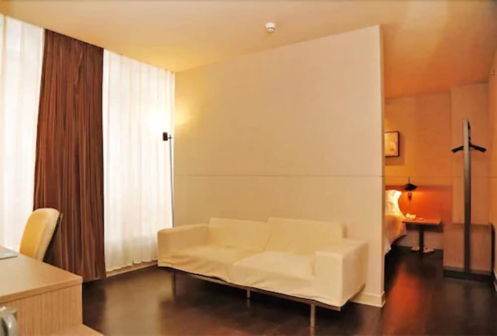 Business Room (Selected  A)