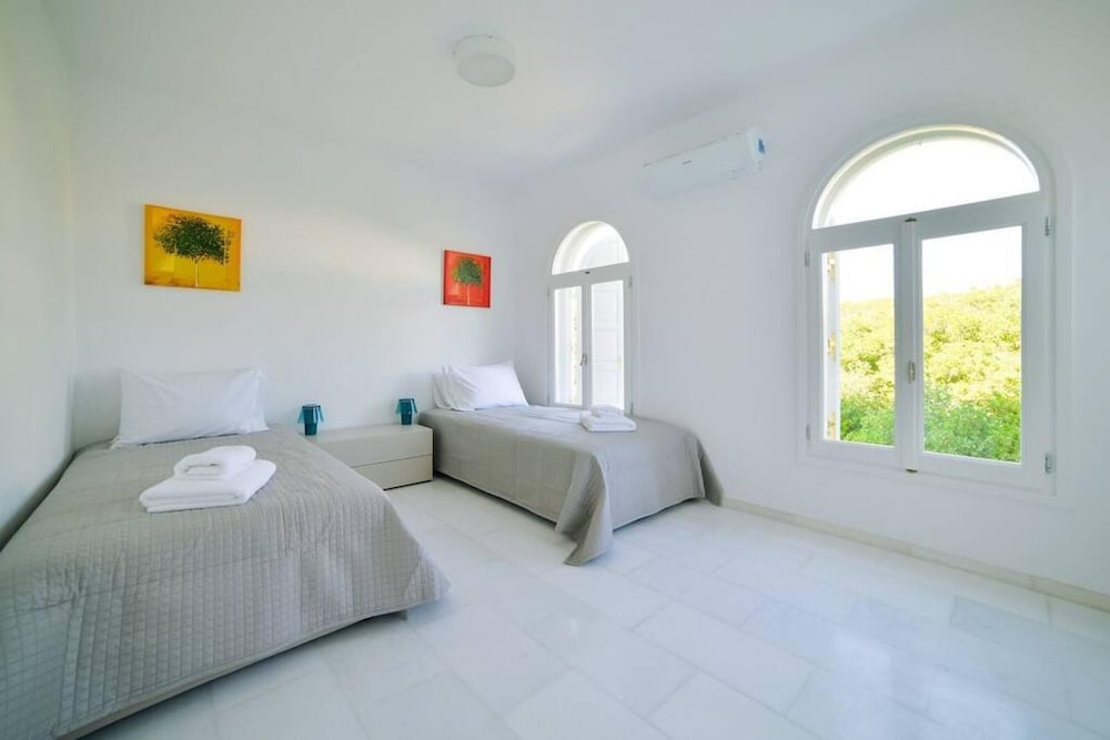 House photo 2
