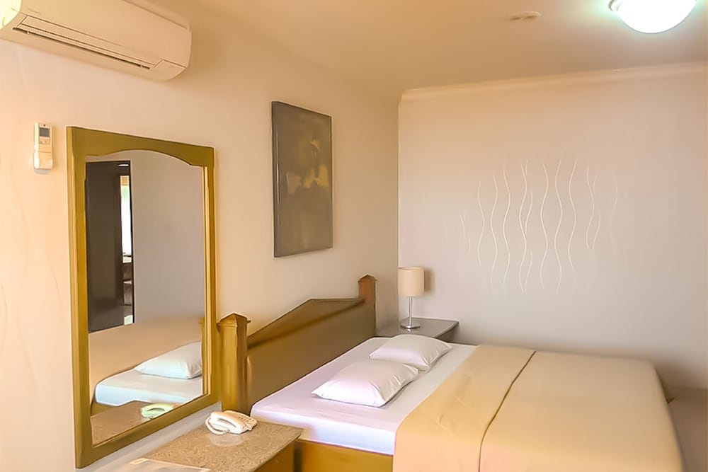 Standard Room - Photo 8