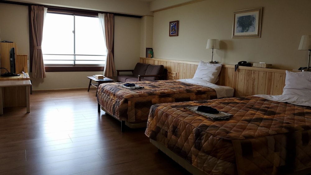 Twin Room (5F)