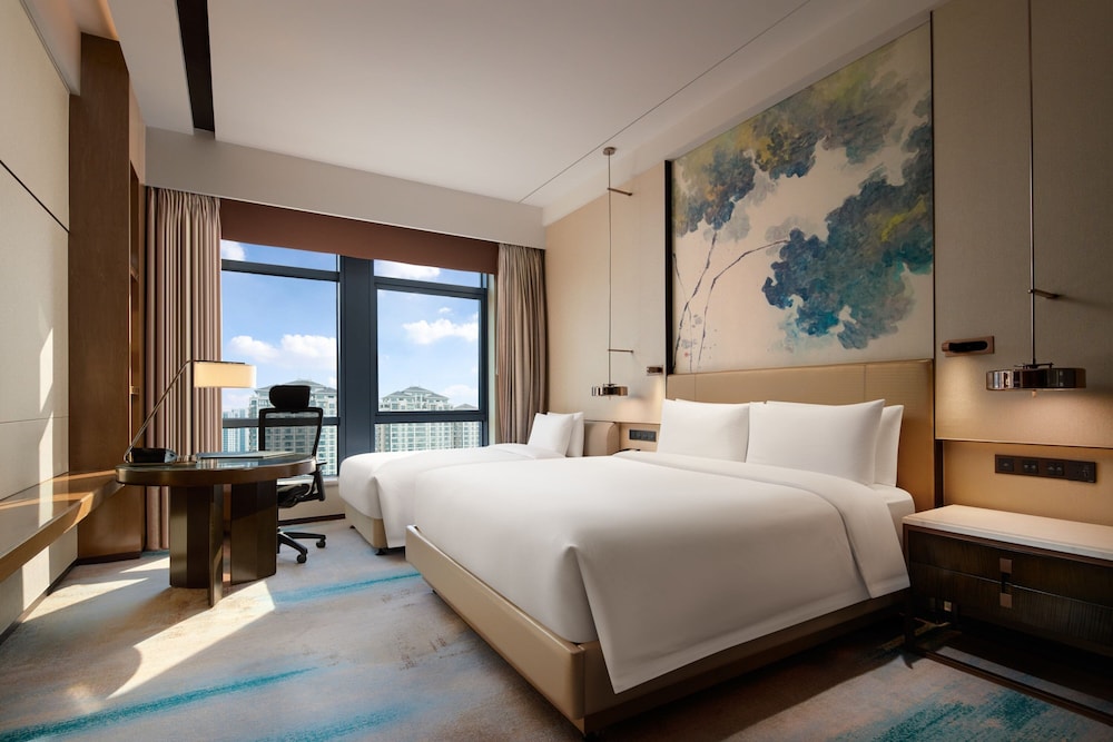 Family Room, City View
