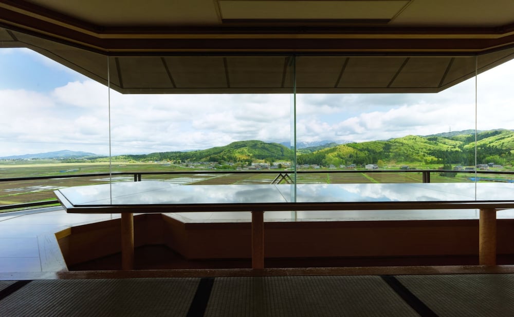Deluxe Japanese Style Room (16 tatami mats) photo 3