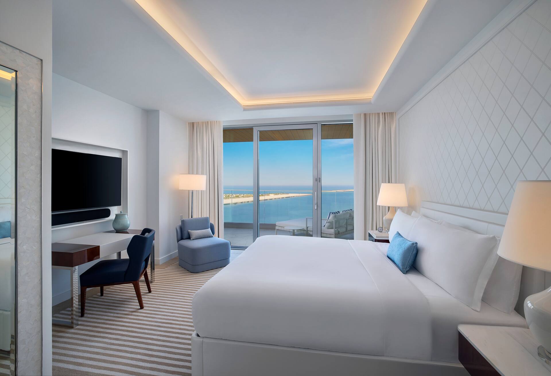 King Two Bedroom Residence with Sea View