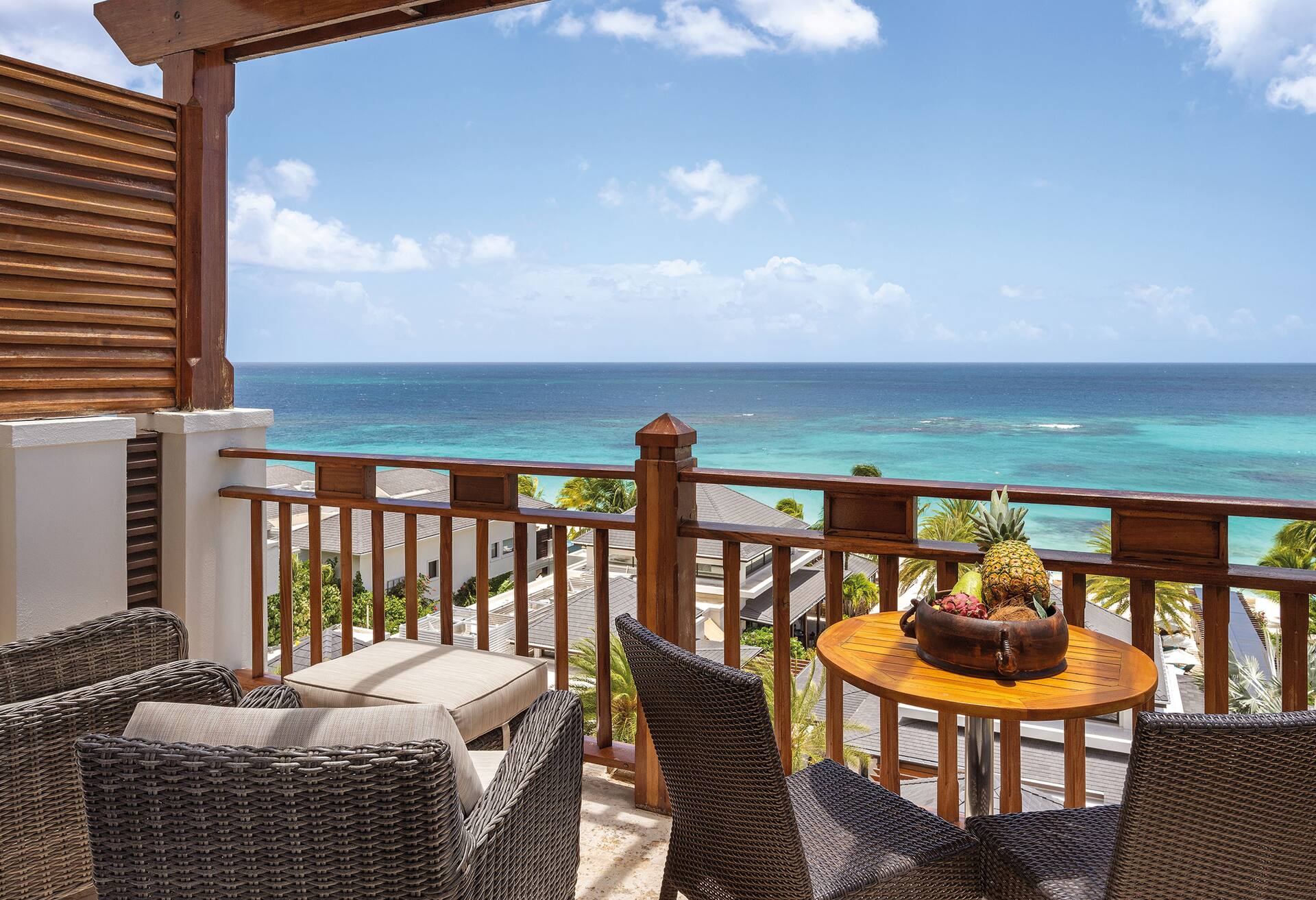 Ocean View Celebration King With Plunge Pool