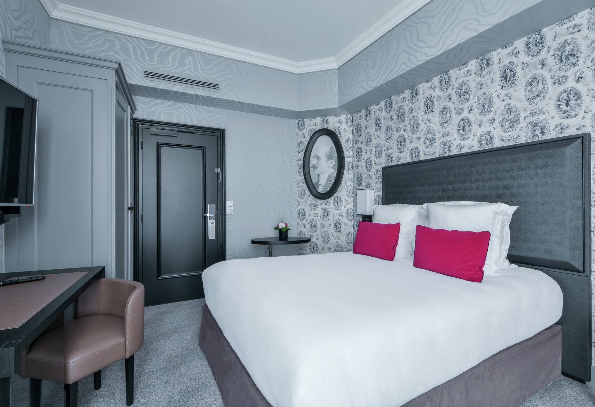 Queen Room
