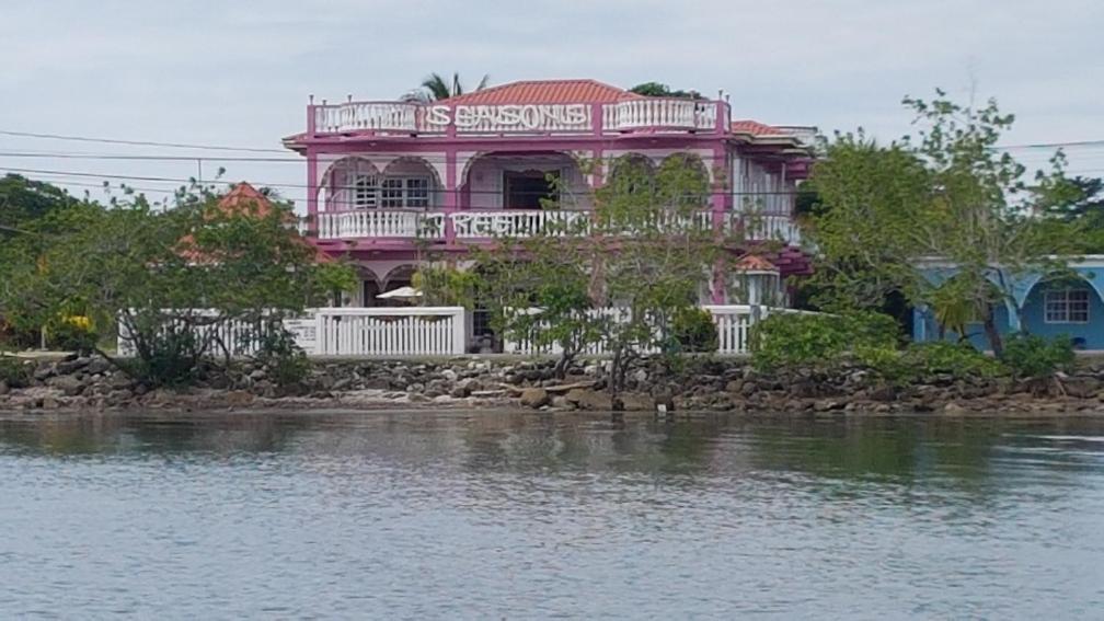 Deluxe Double Room with Sea View photo 3