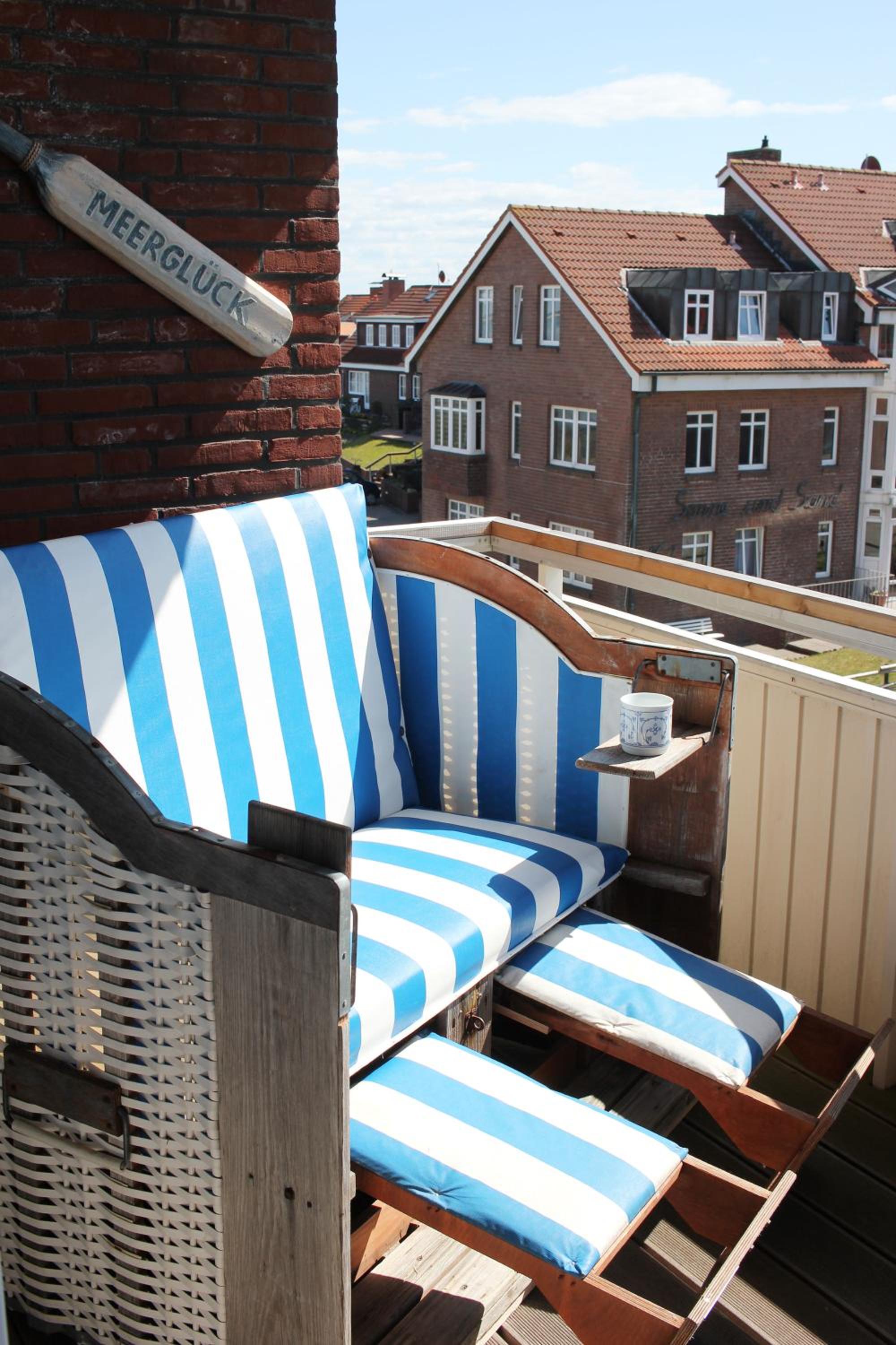 Apartment with Sea View photo 2