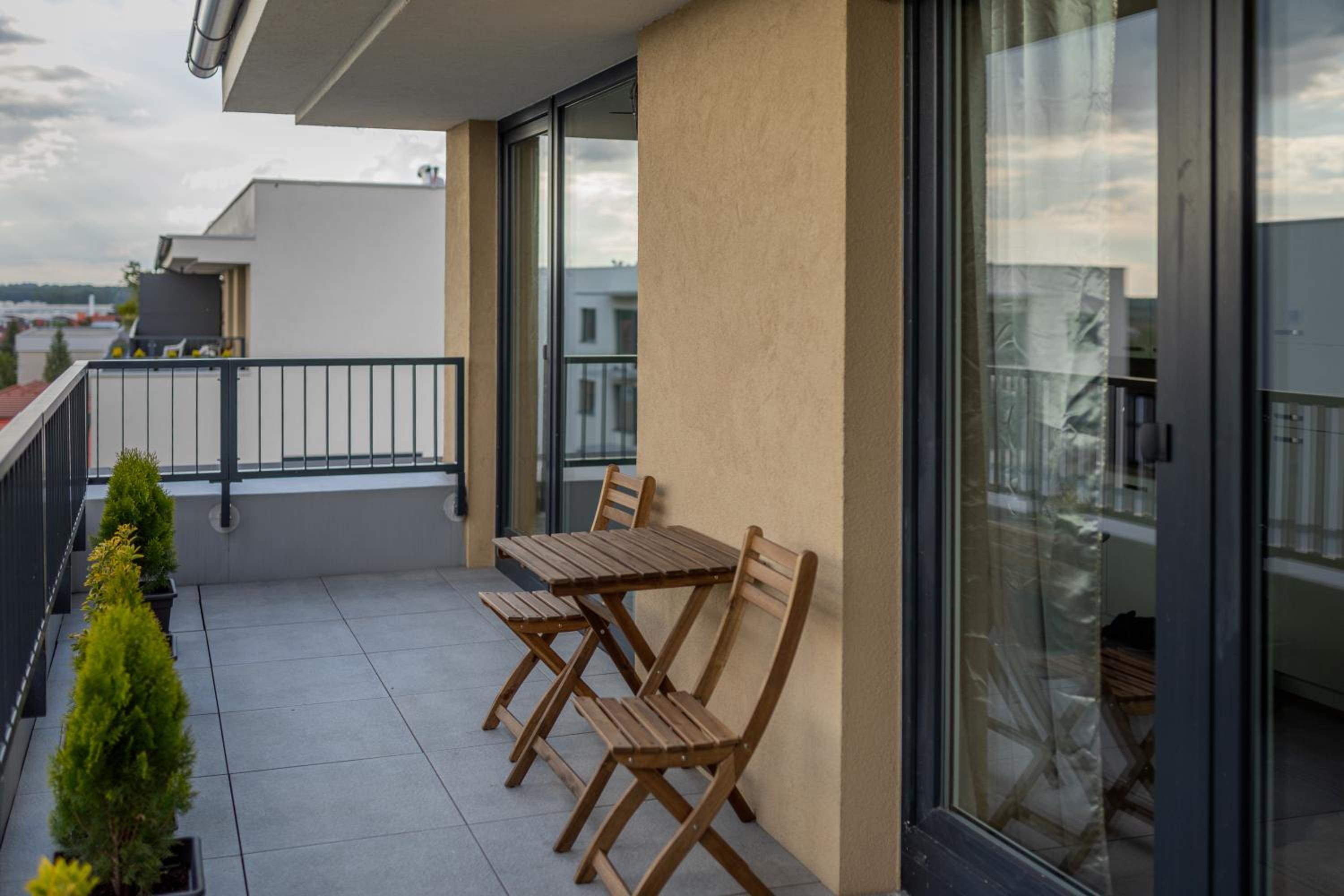 One-Bedroom Apartment - Photo 13