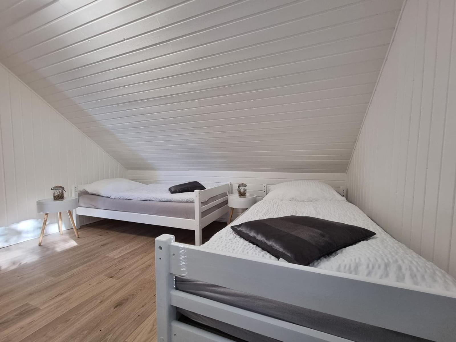 Apartment - Split Level - Photo 7