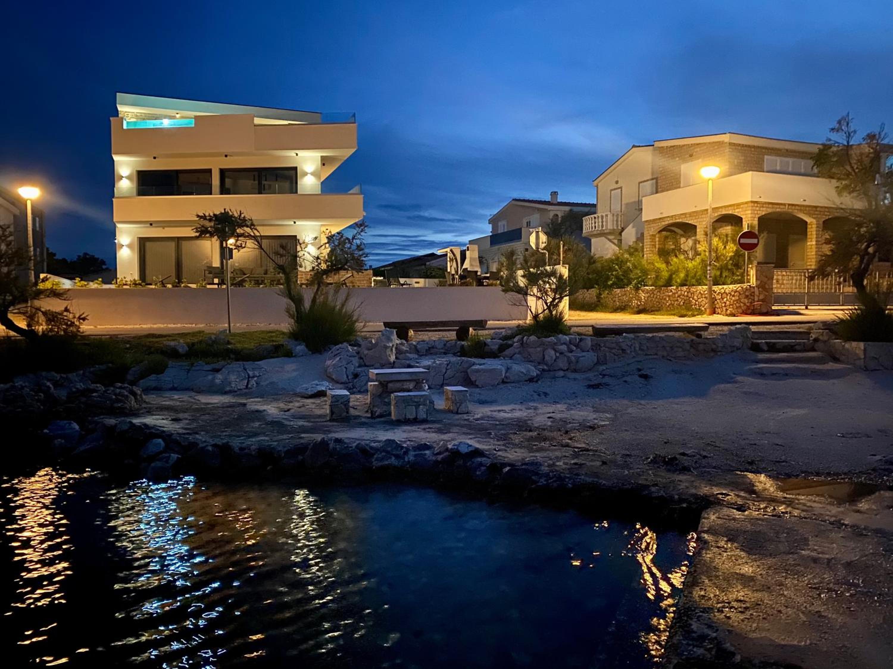 Deluxe Suite with Sea View