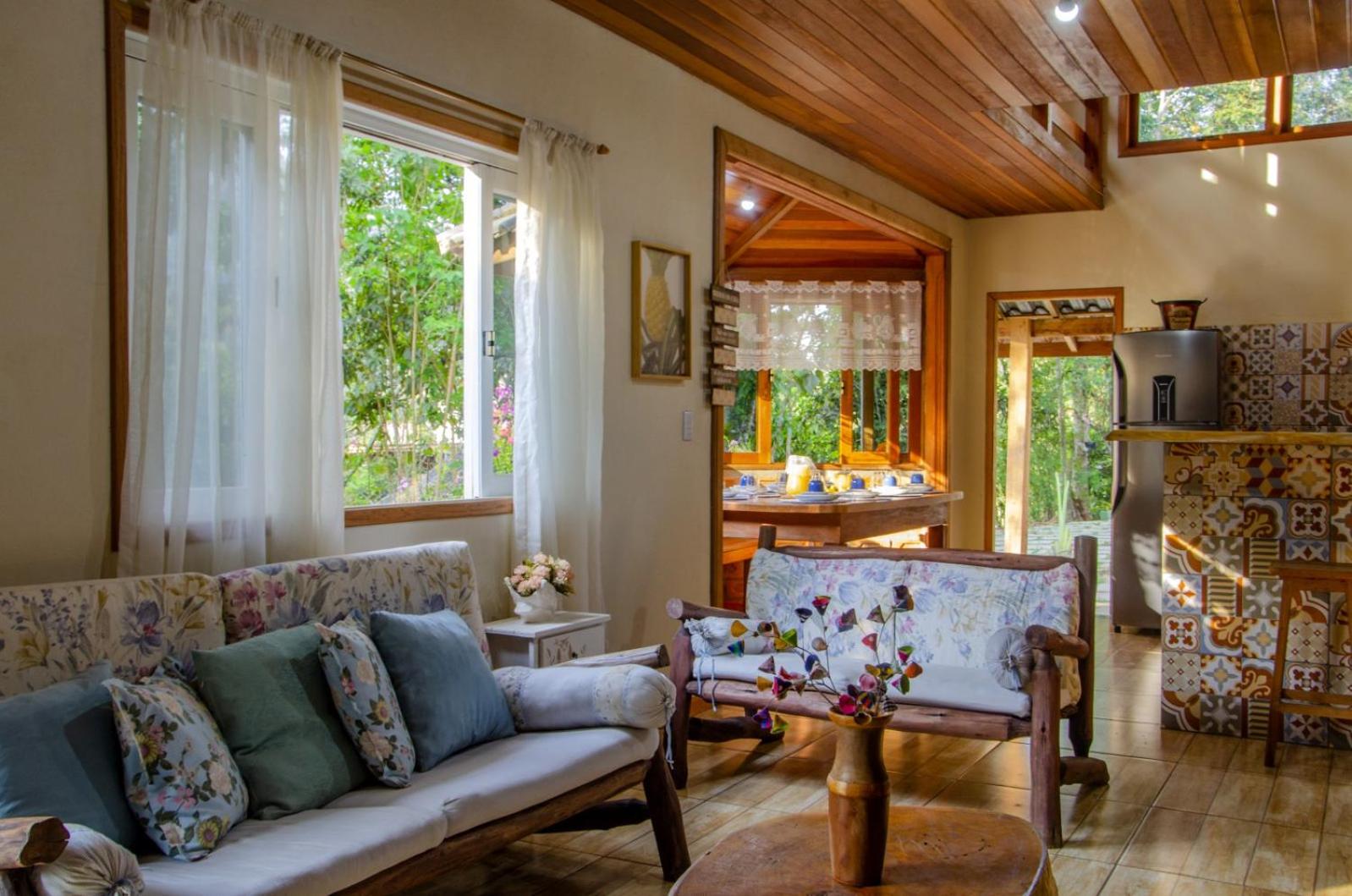 Four-Bedroom House photo 2