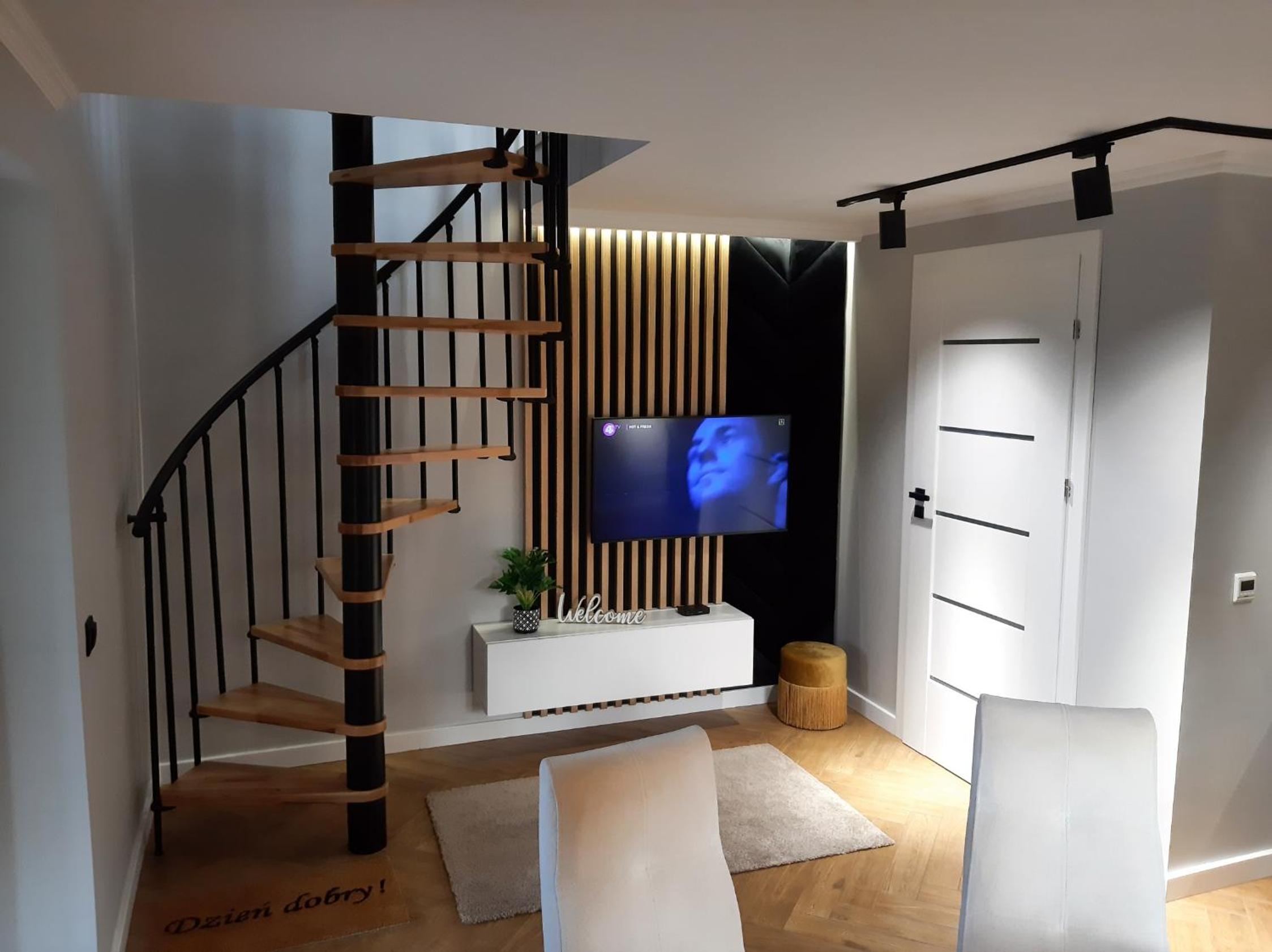 Two-Bedroom Chalet - Photo 10
