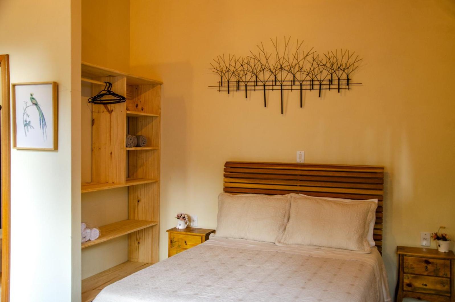 One-Bedroom House photo 1