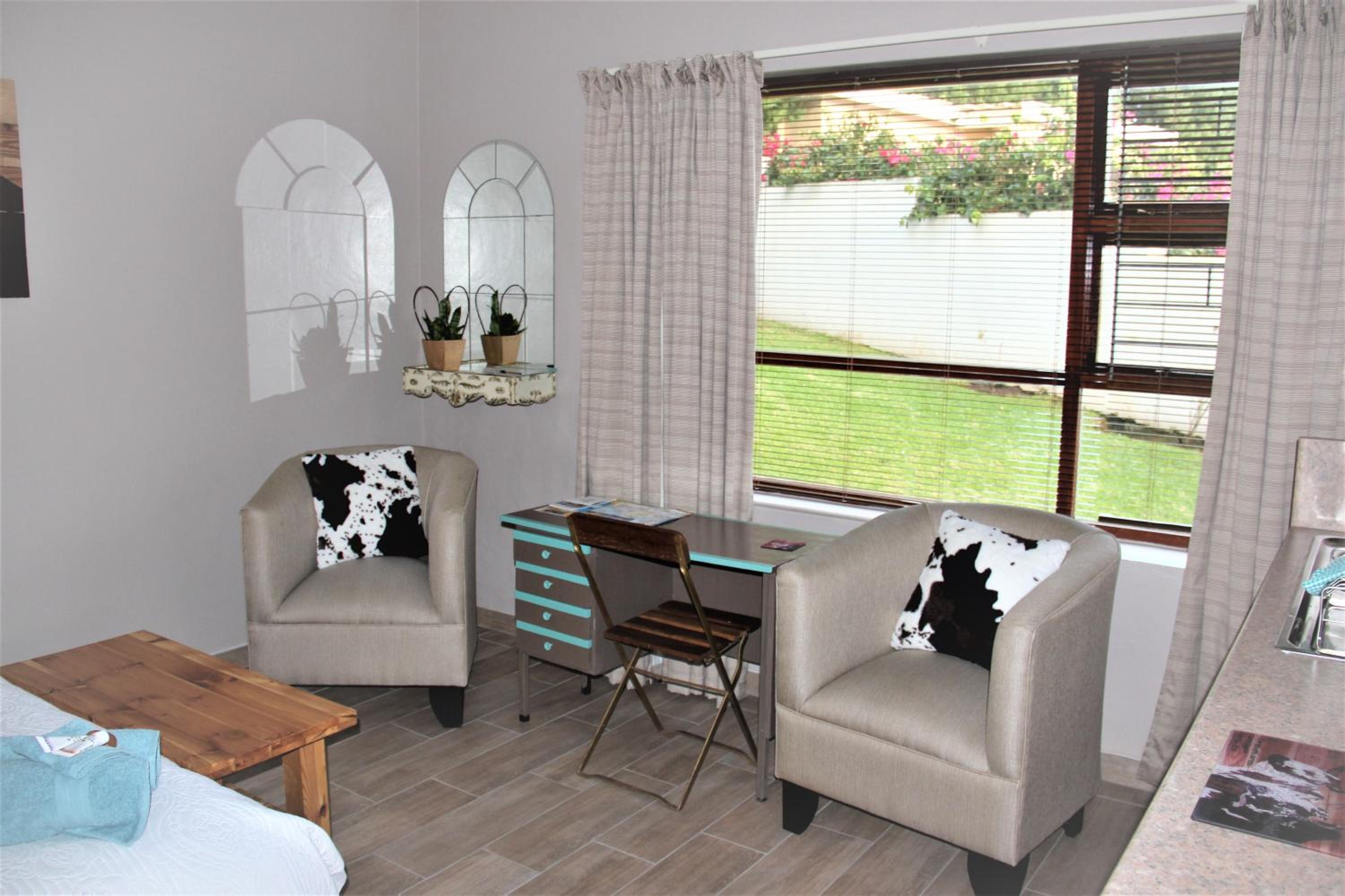 Double Room with Private Bathroom - Photo 3