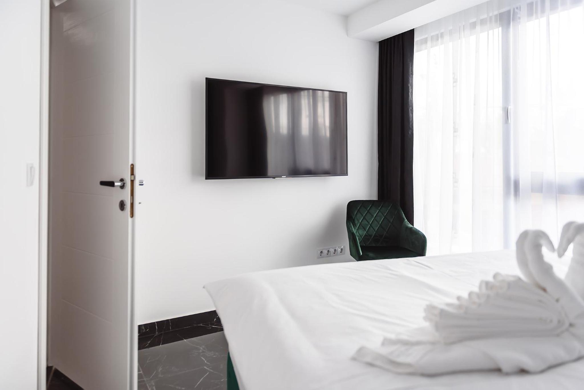One-Bedroom Apartment - Photo 10